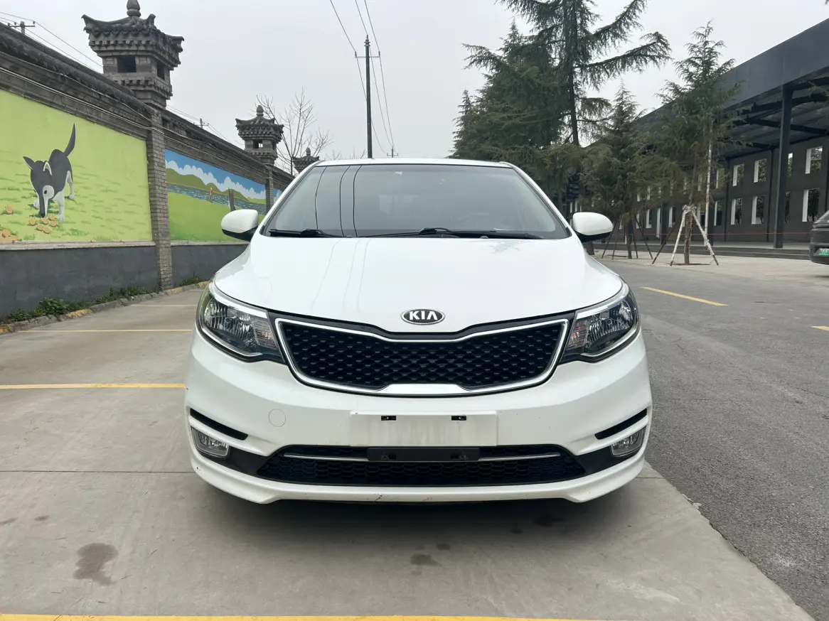 Kia K2  из Китая