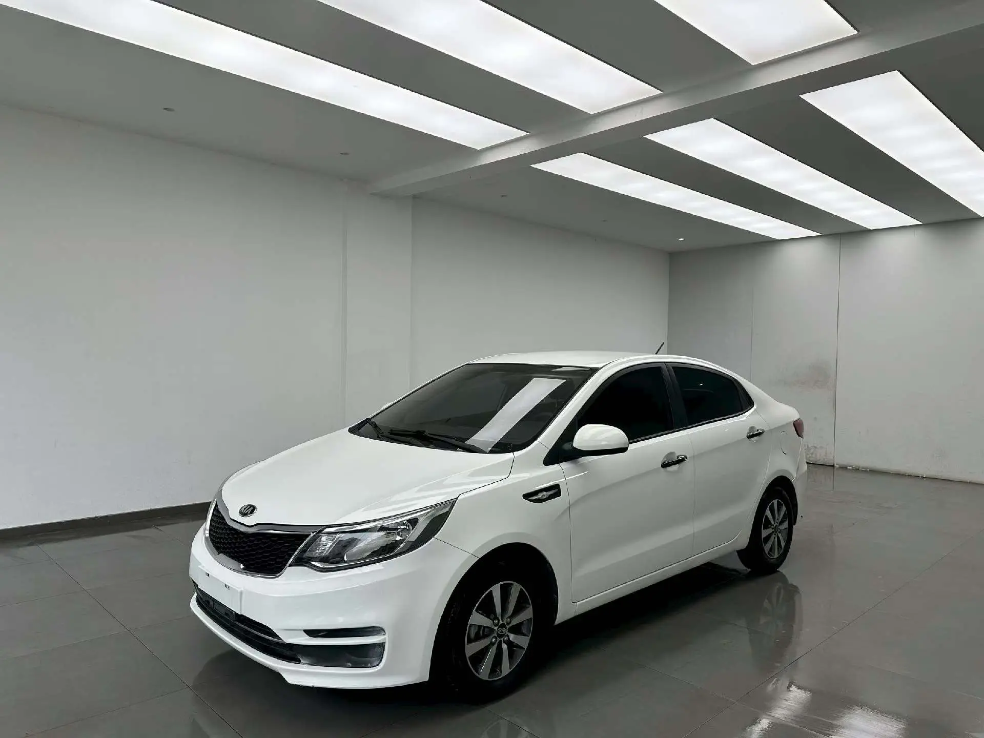 Kia K2