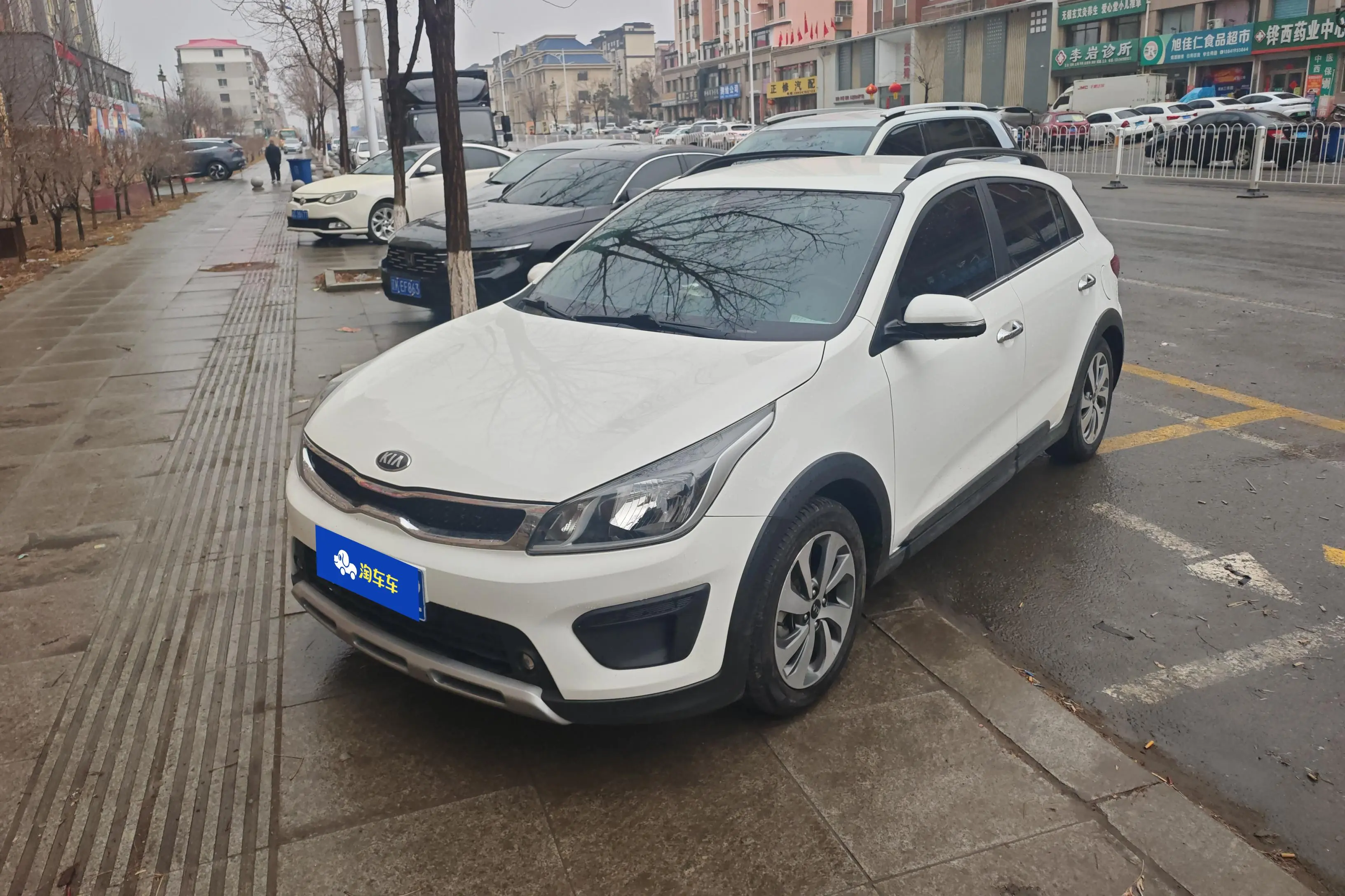 Kia KX CROSS  из Китая