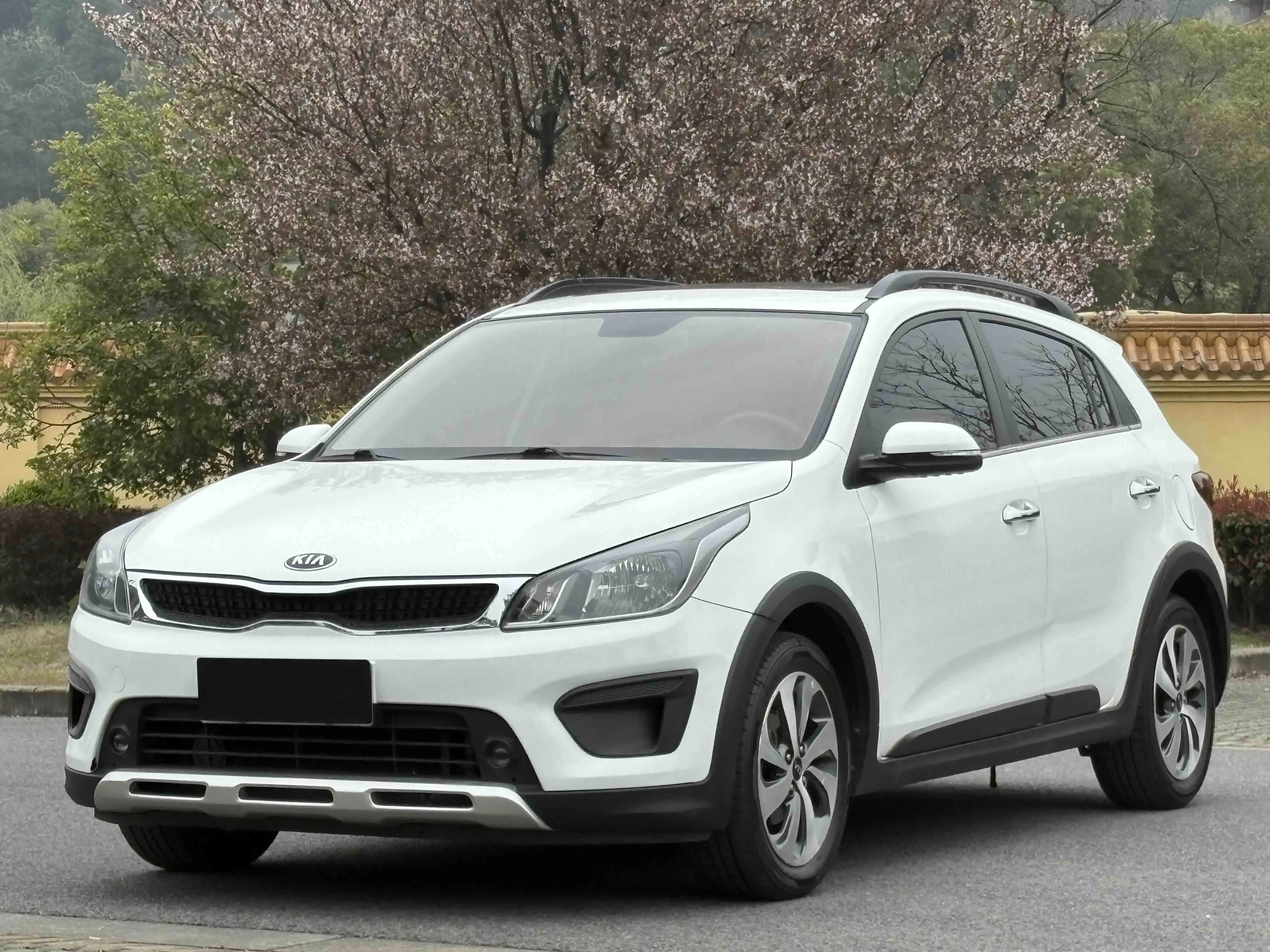 Kia KX CROSS  из Китая