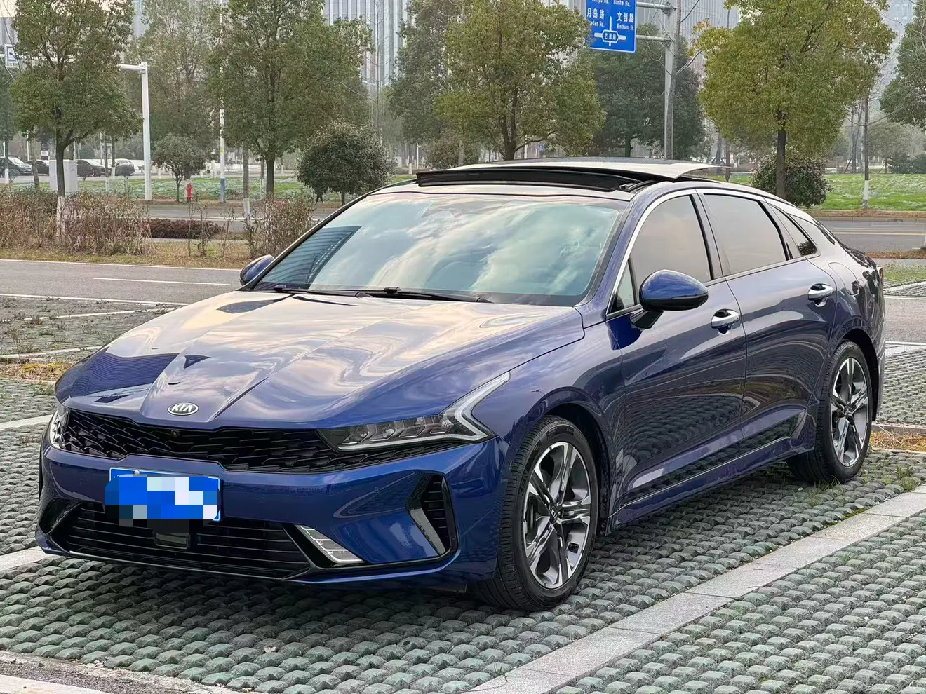 Kia K5
