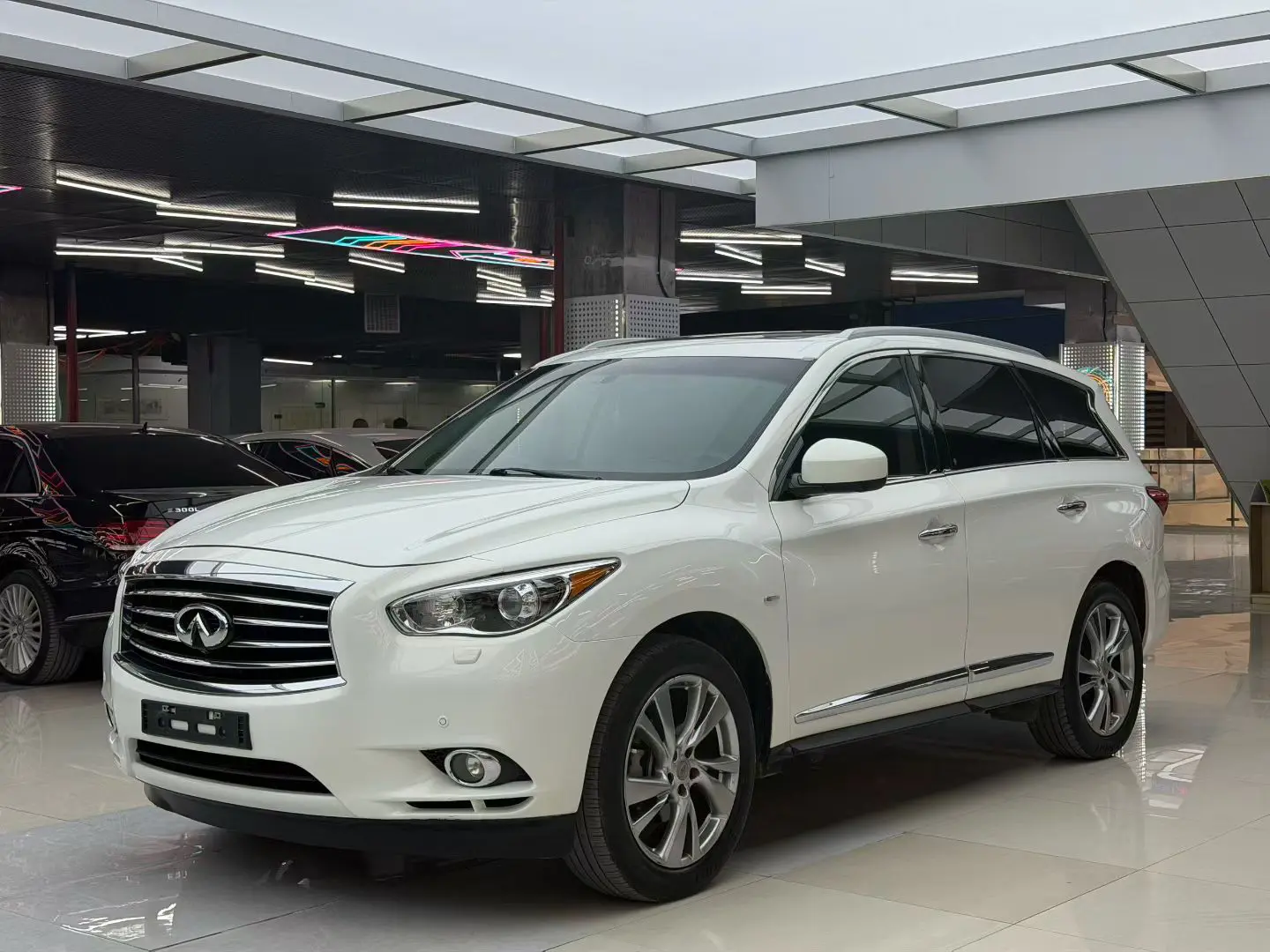 Infiniti JX