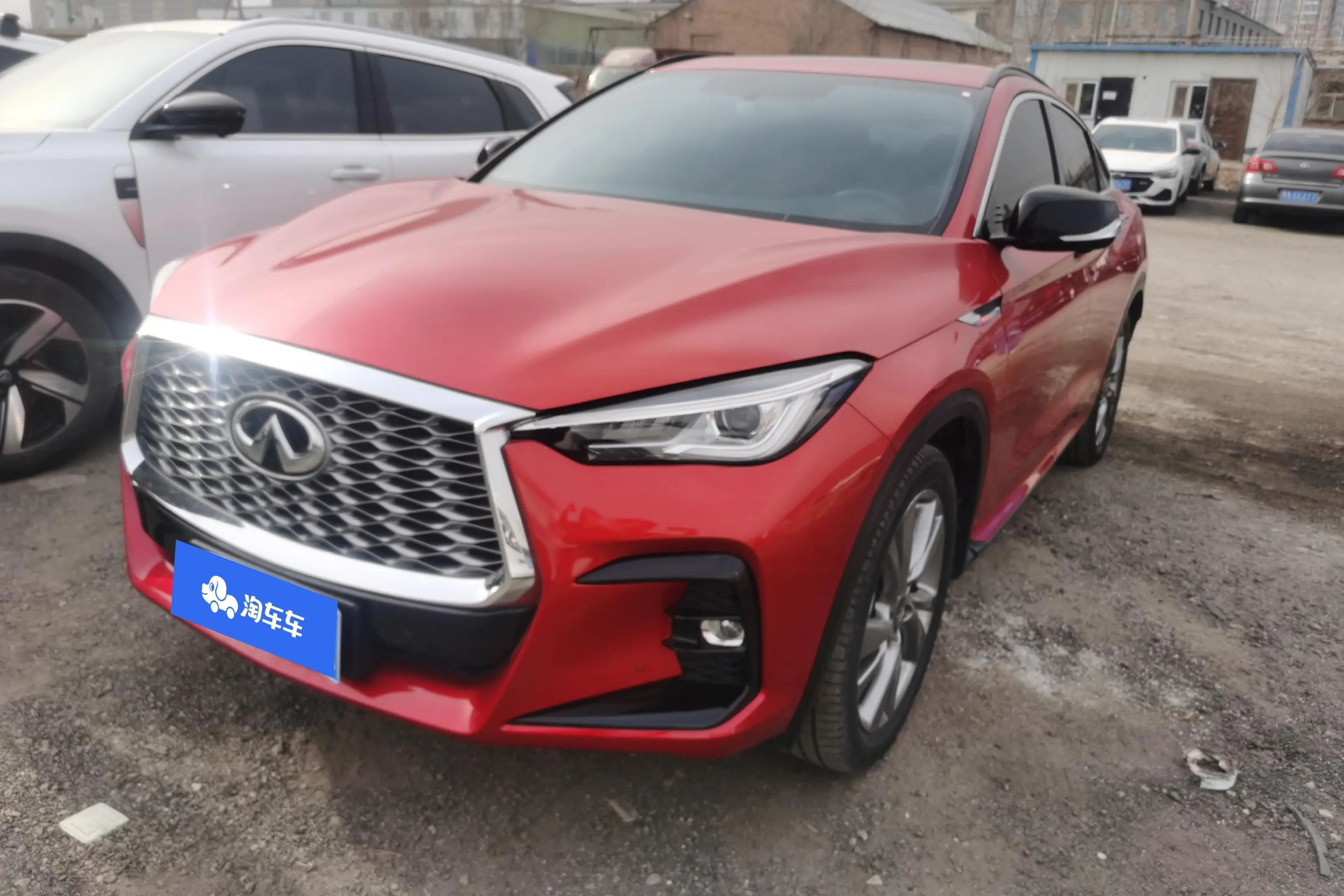 Infiniti QX55
