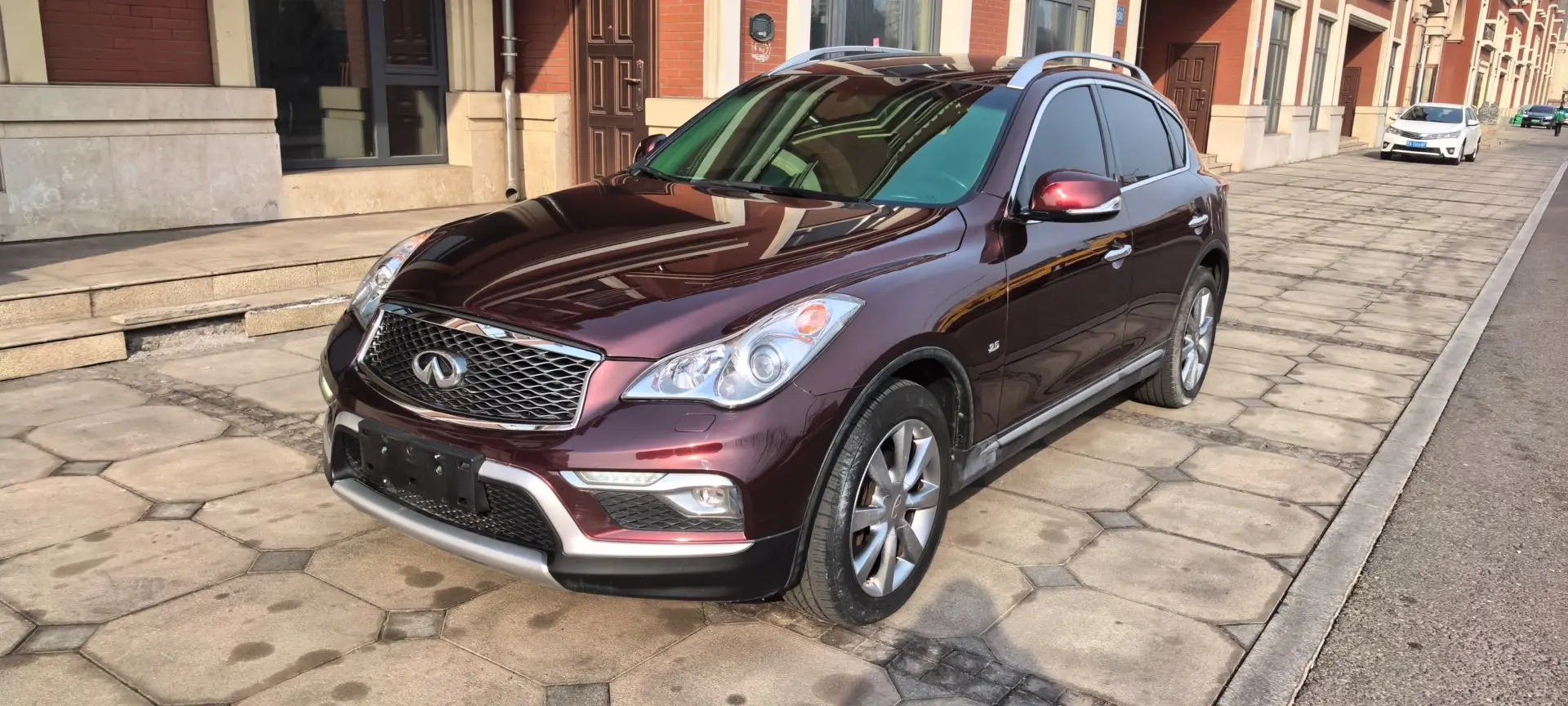 Infiniti QX50