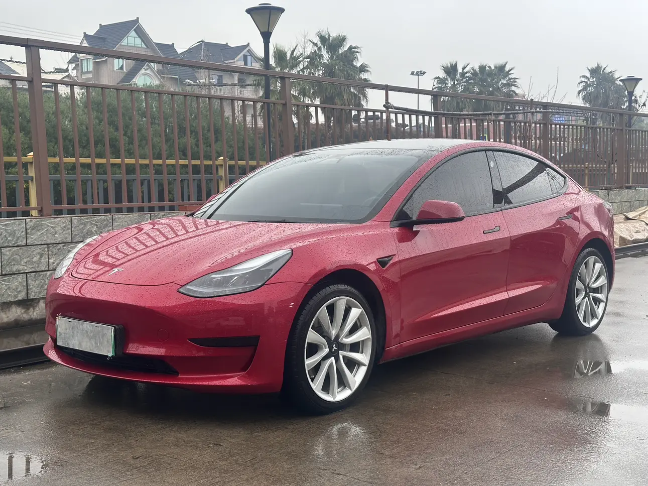 Tesla Model 3  из Китая