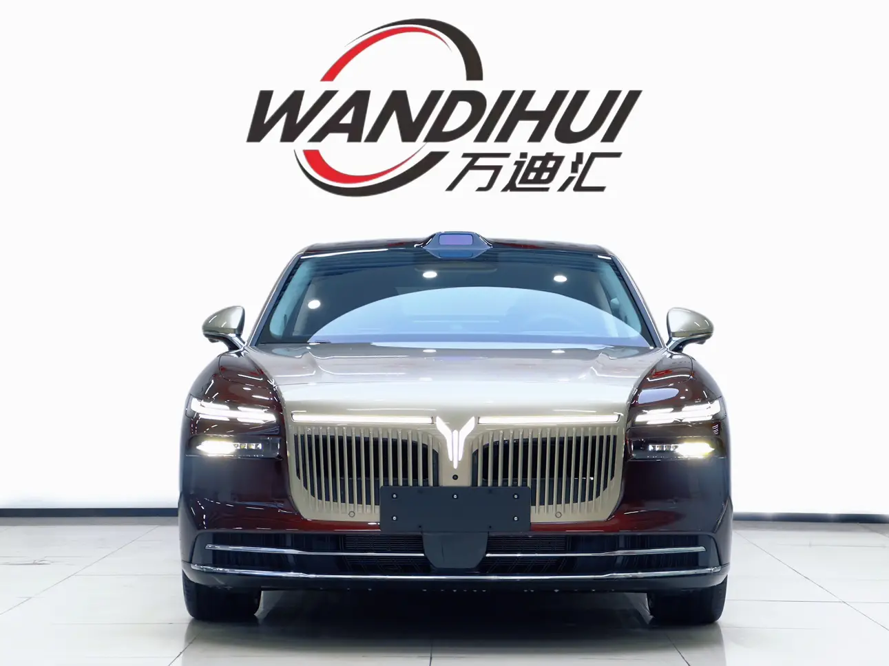 Voyah Lantu Chasing Light L  из Китая