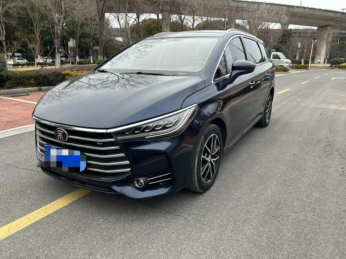 BYD Song MAX