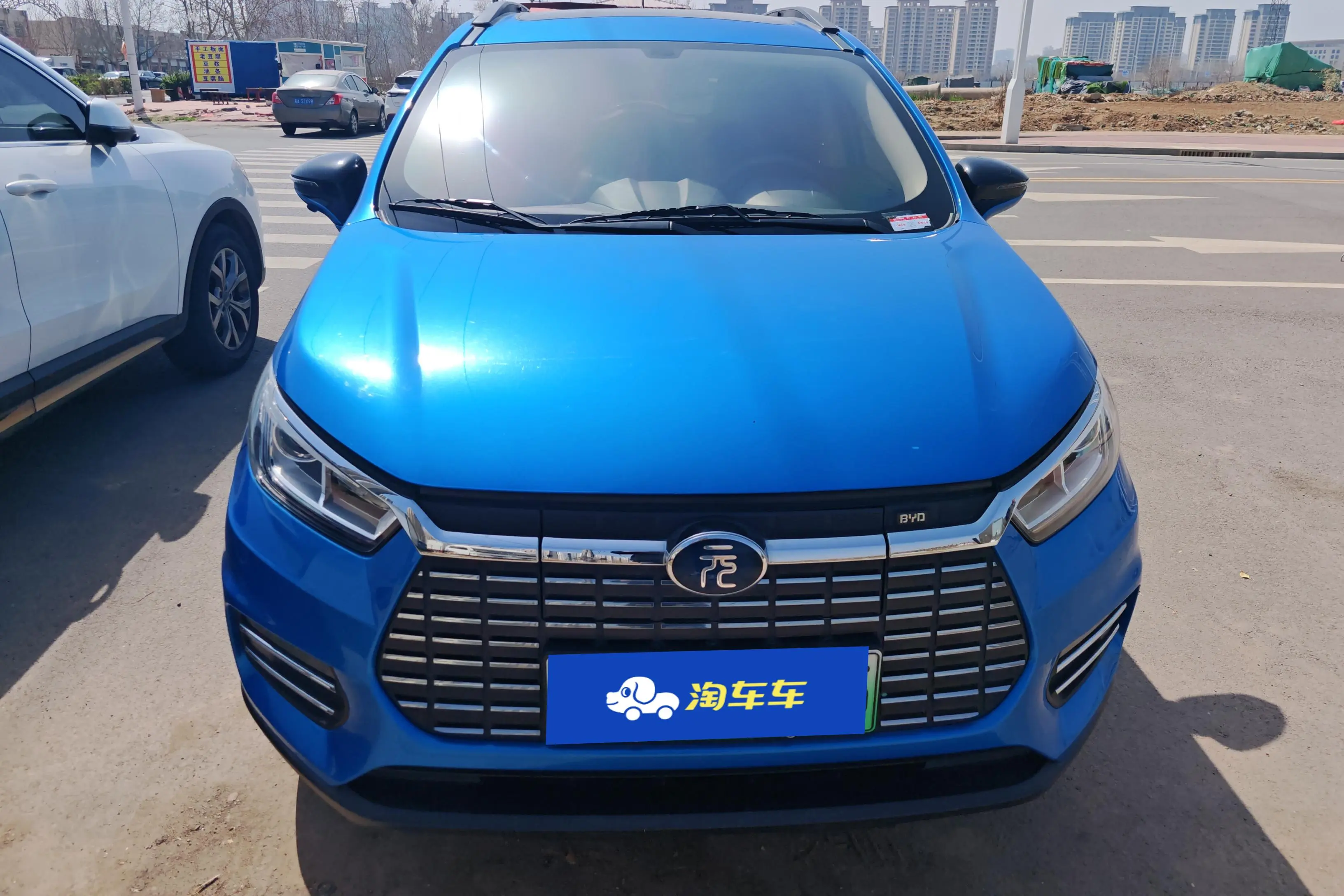 BYD Yuan EV  из Китая