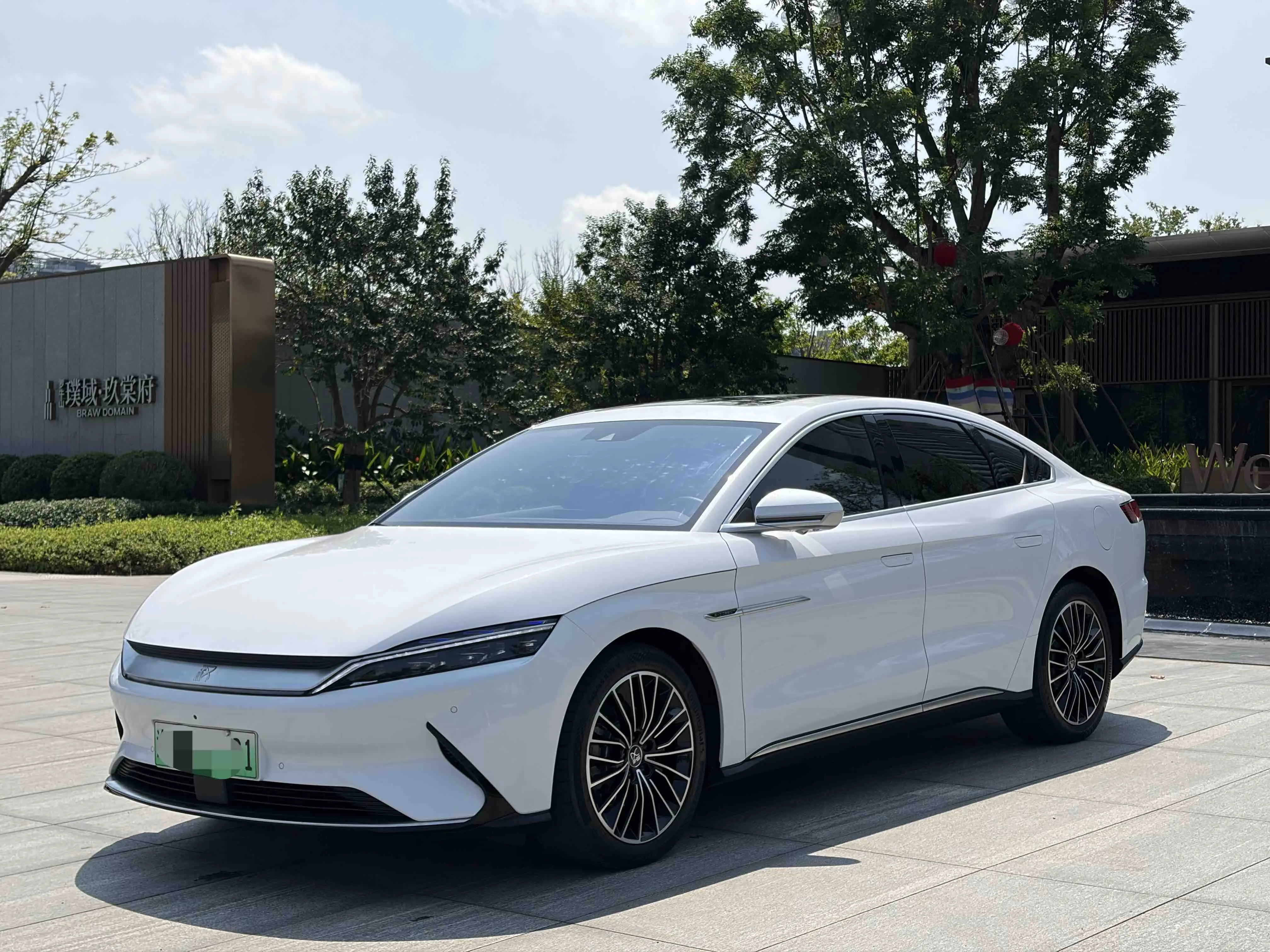 BYD Han EV