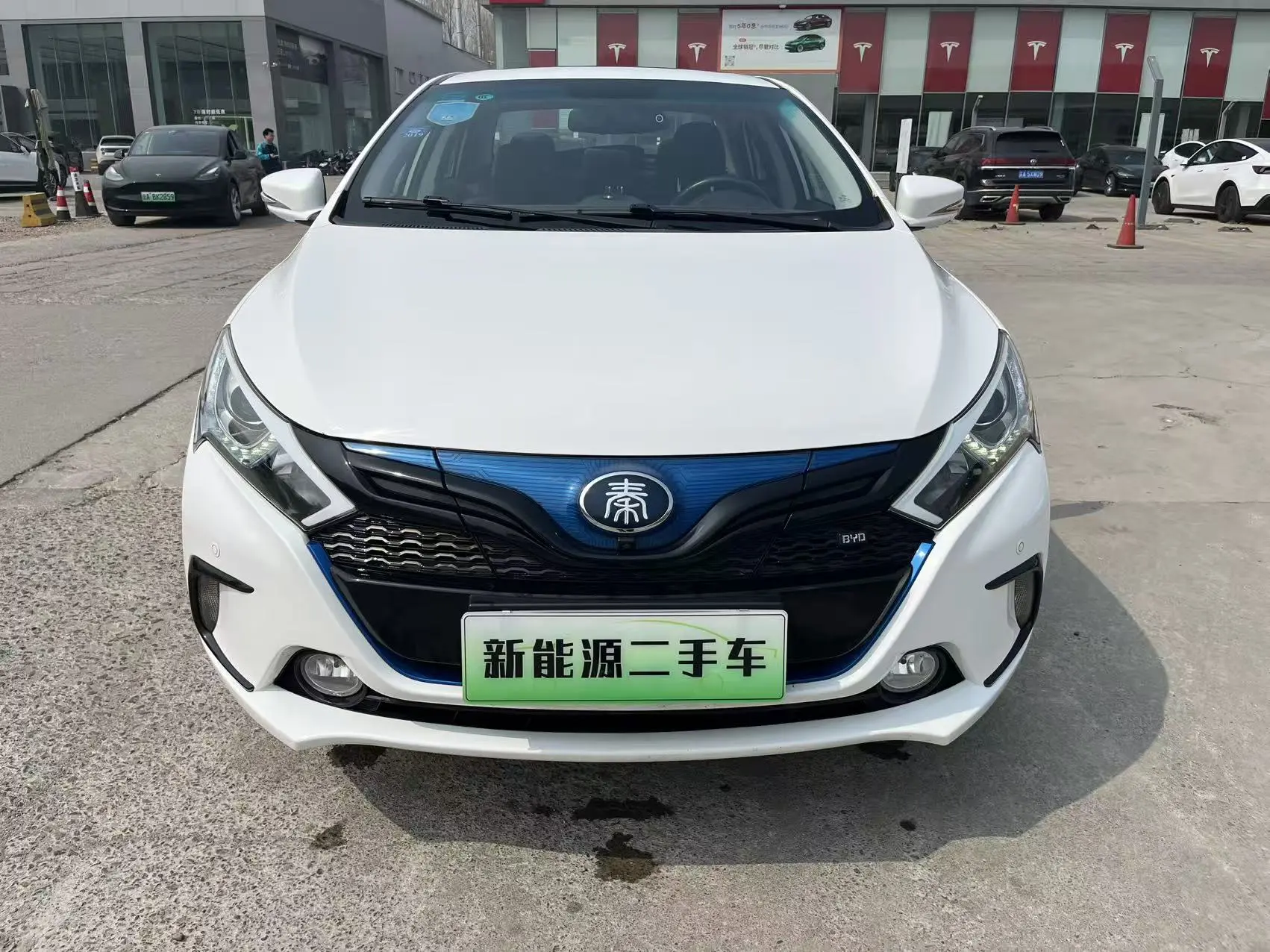 BYD QinEV  из Китая