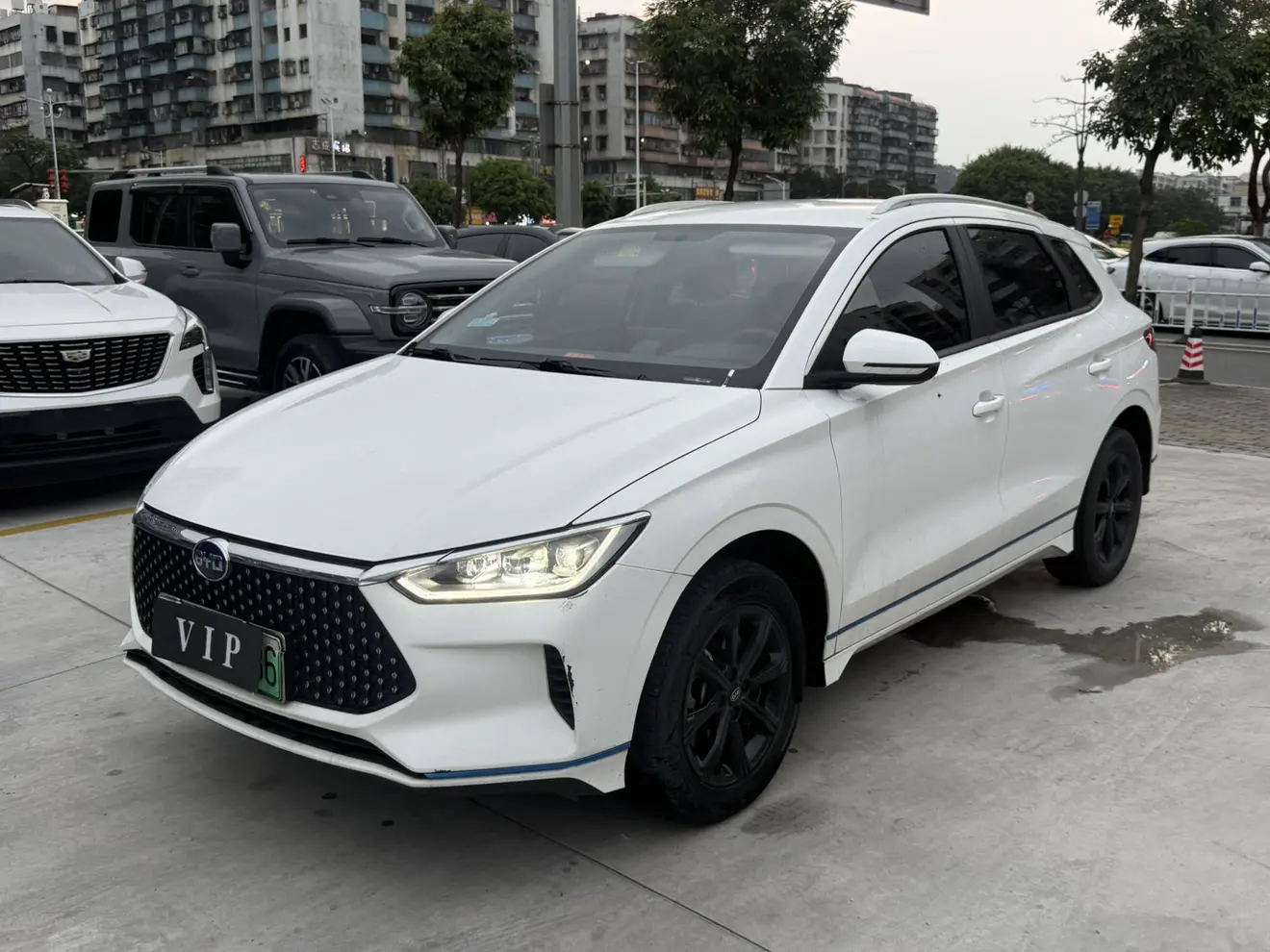 BYD e2  из Китая