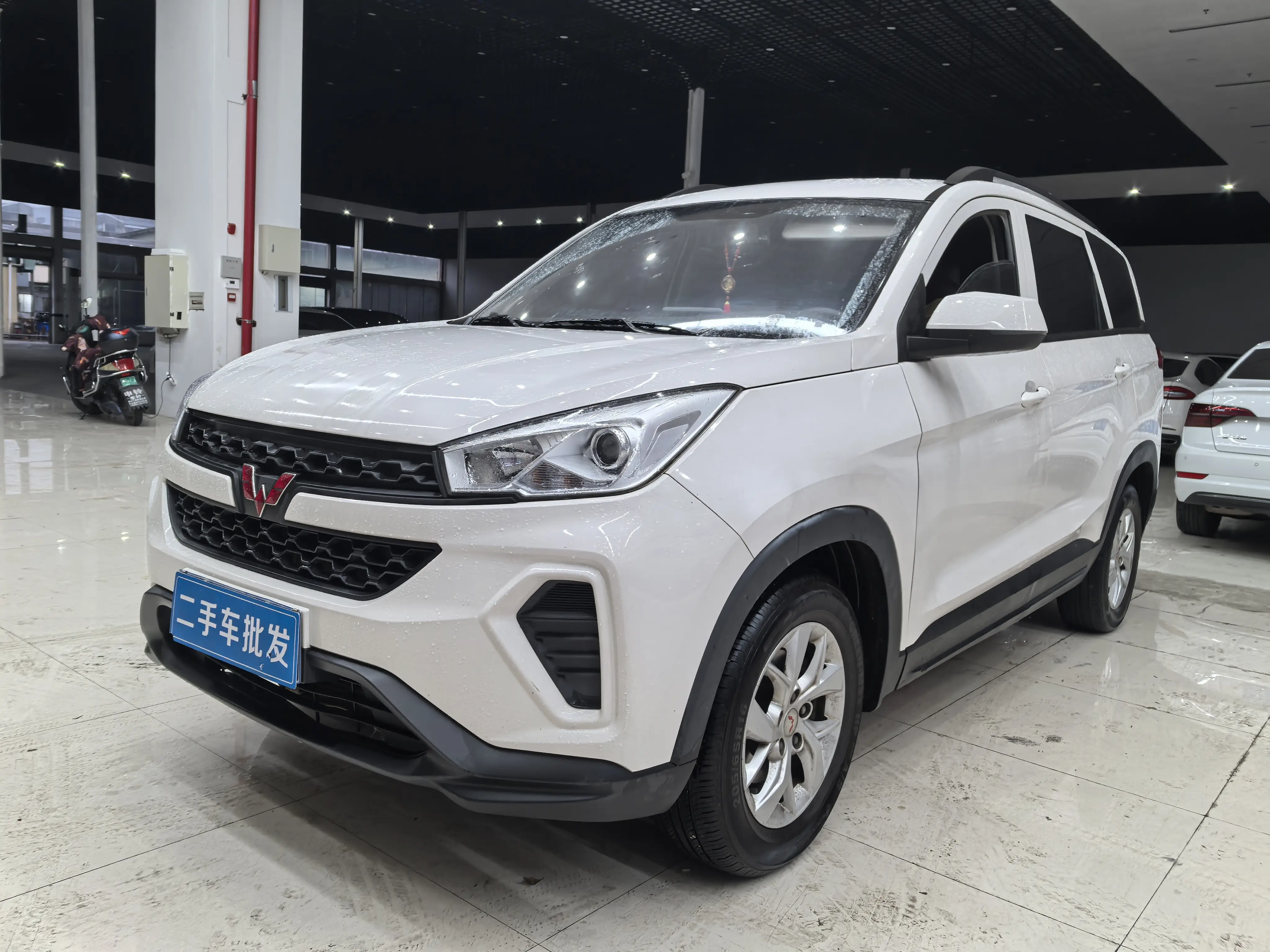 Wuling Hongguang S3