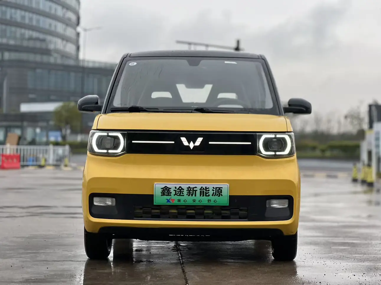 Wuling Hongguang MINIEV  из Китая