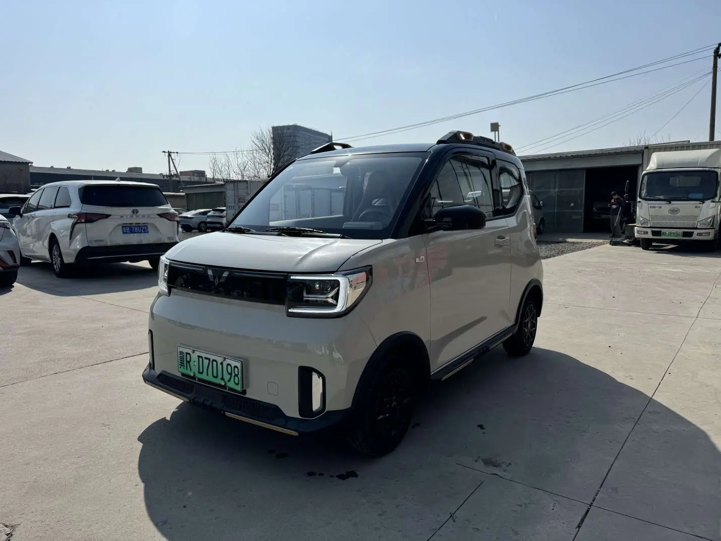 Wuling Hongguang MINIEV  из Китая