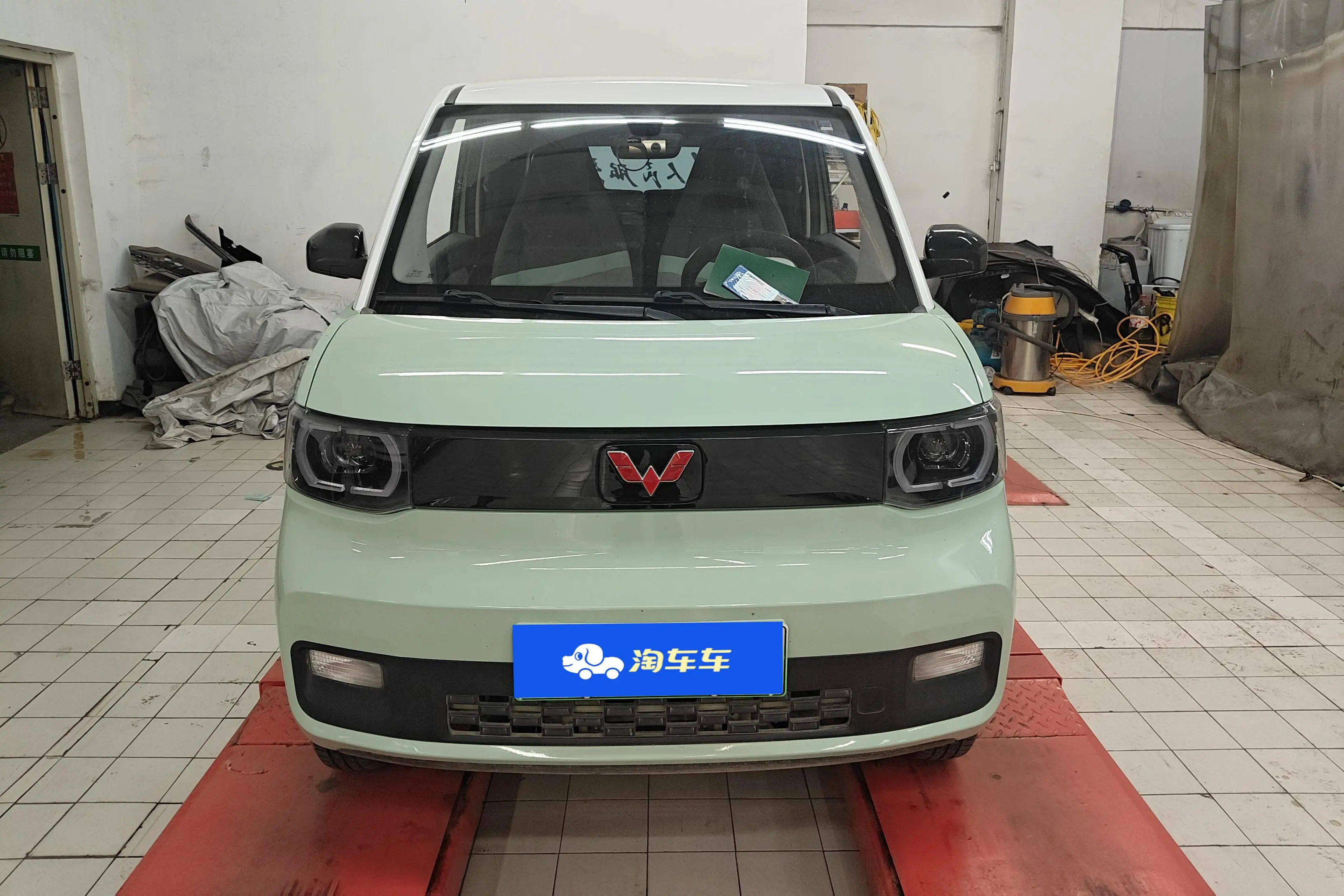 Wuling Hongguang MINIEV  из Китая