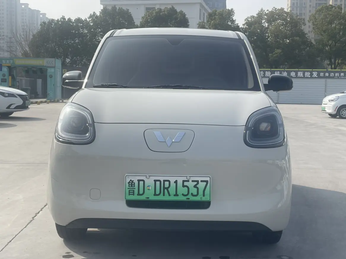 Wuling Hongguang MINIEV  из Китая