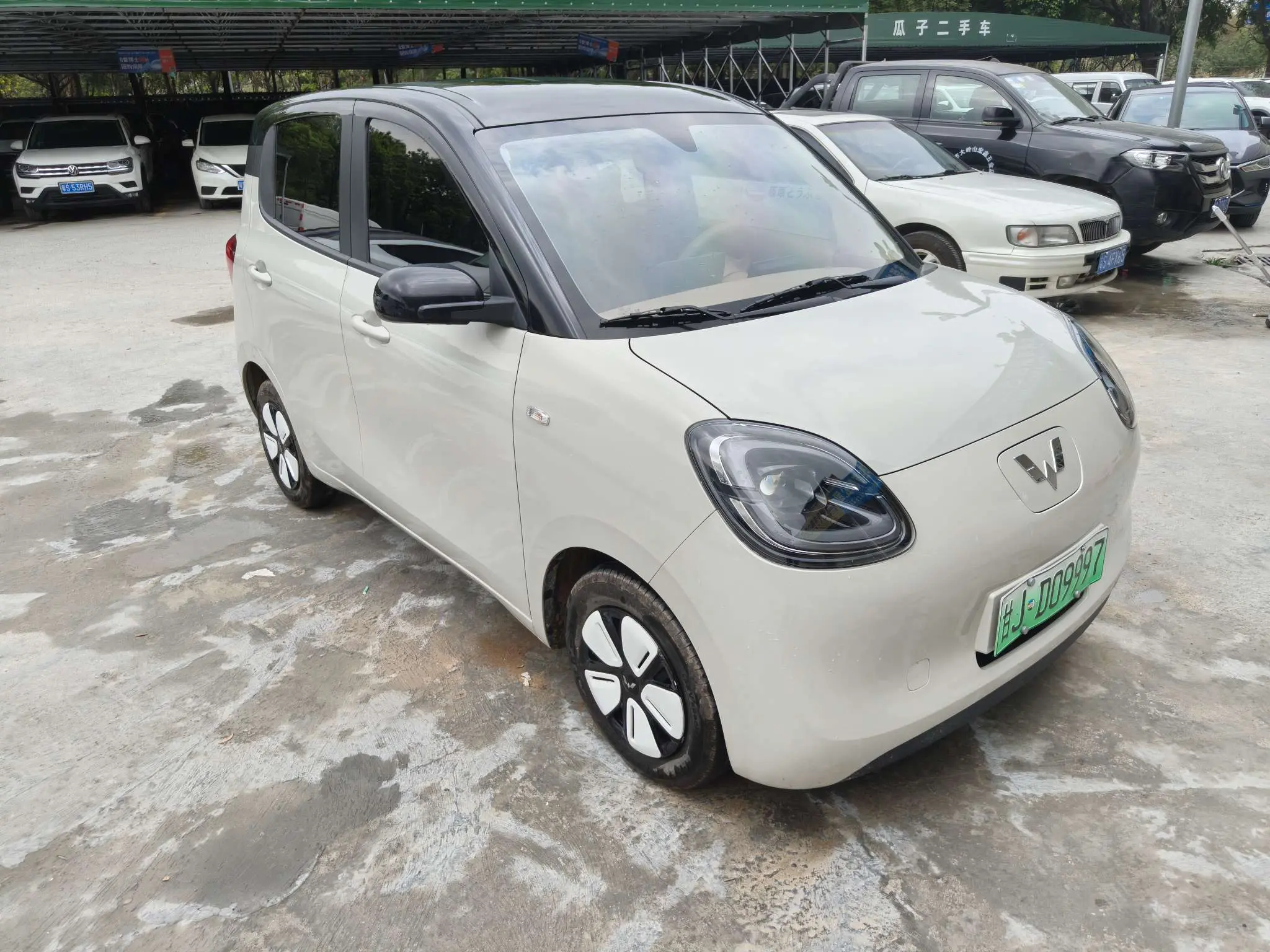 Wuling Hongguang MINIEV  из Китая