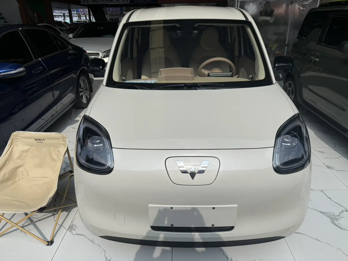 Wuling Hongguang MINIEV  из Китая