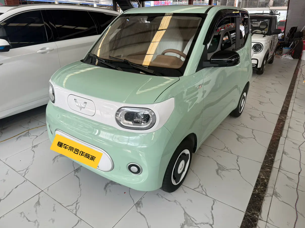 Wuling Hongguang MINIEV  из Китая