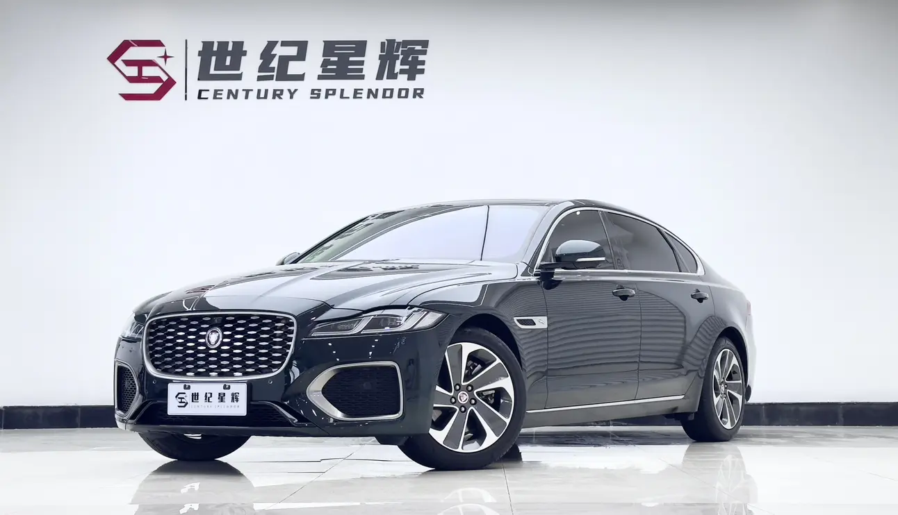 Jaguar XFL