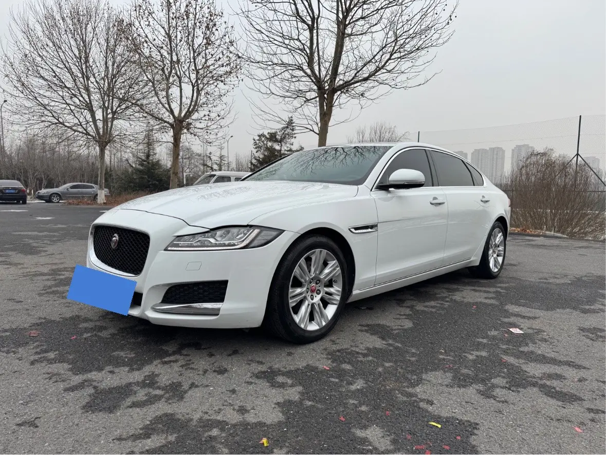 Jaguar XFL