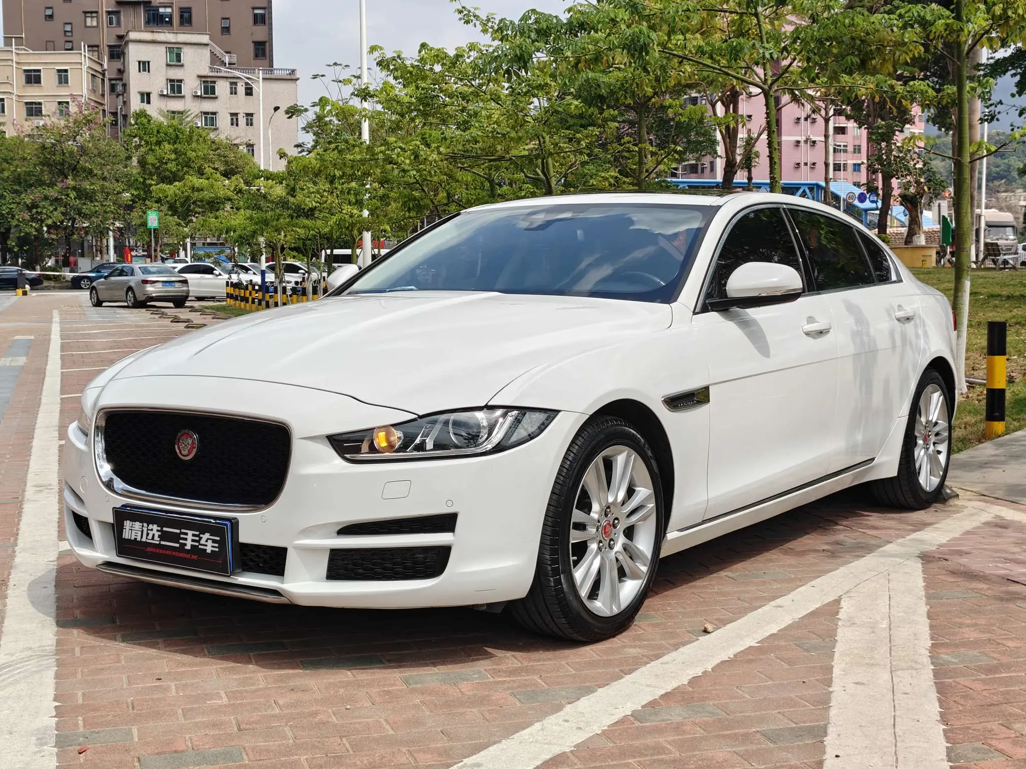Jaguar XEL