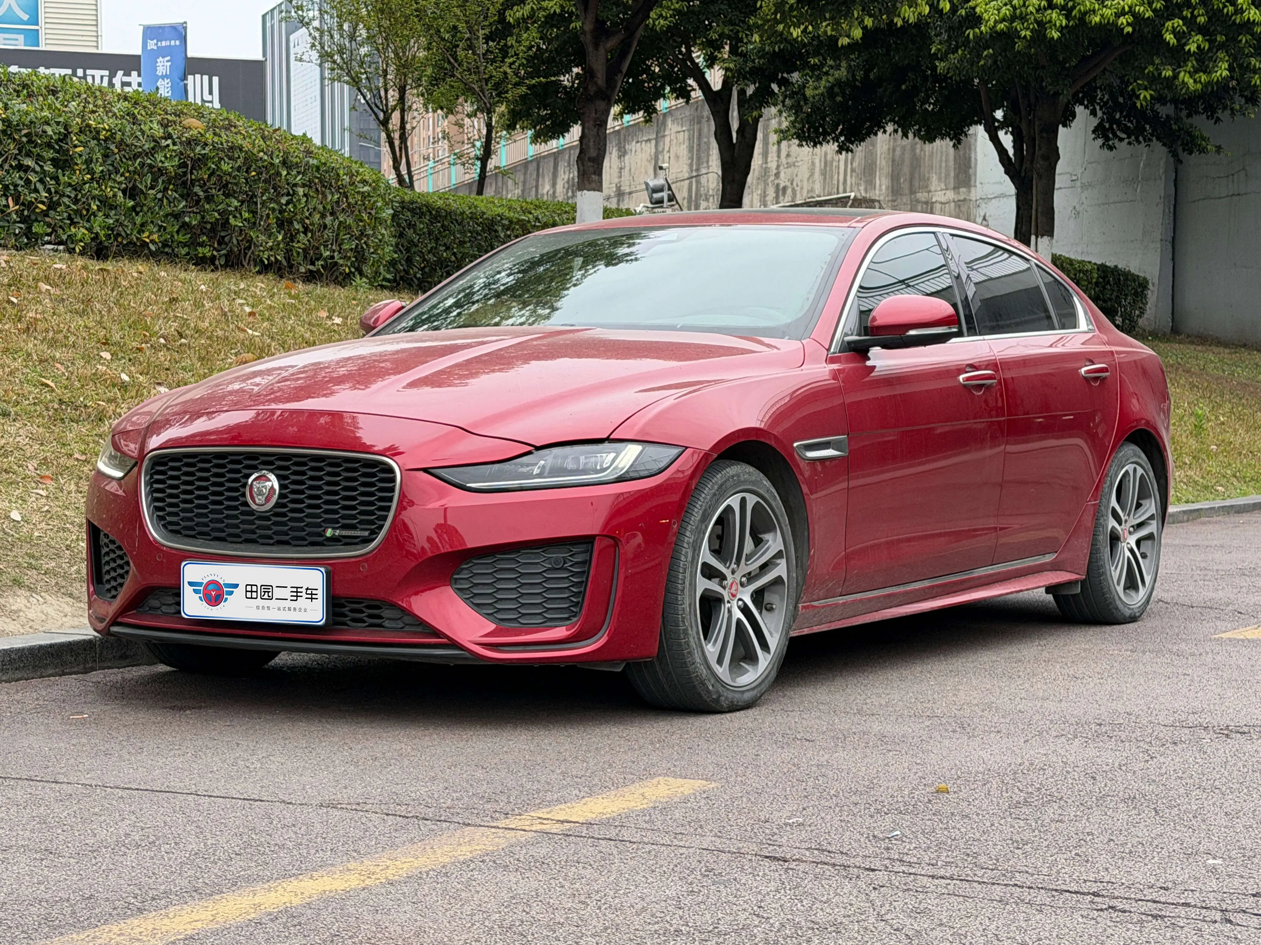 Jaguar XEL