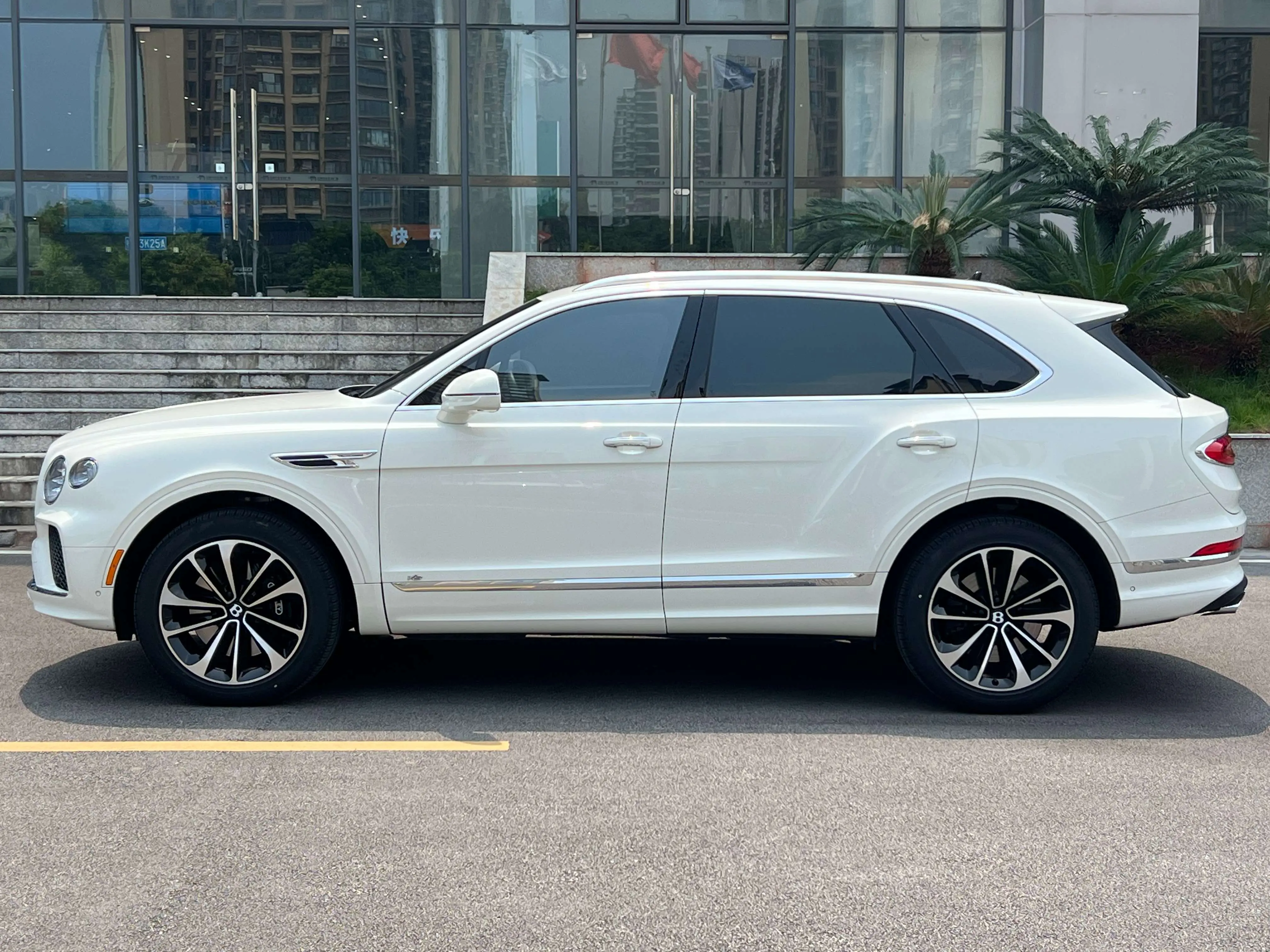 Bentley Bentayga