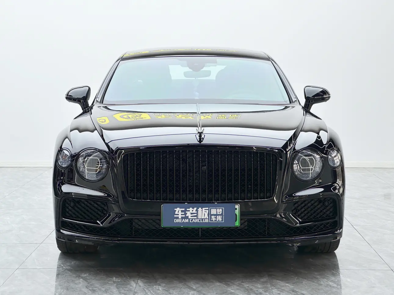 Bentley Flying Spur PHEV  из Китая