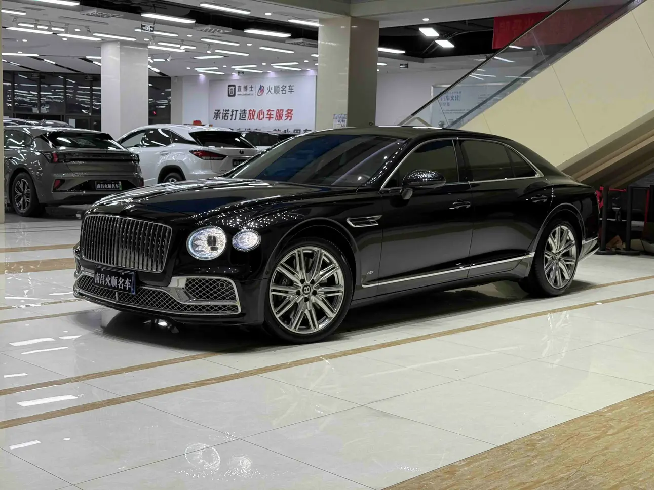 Bentley Galloping  из Китая