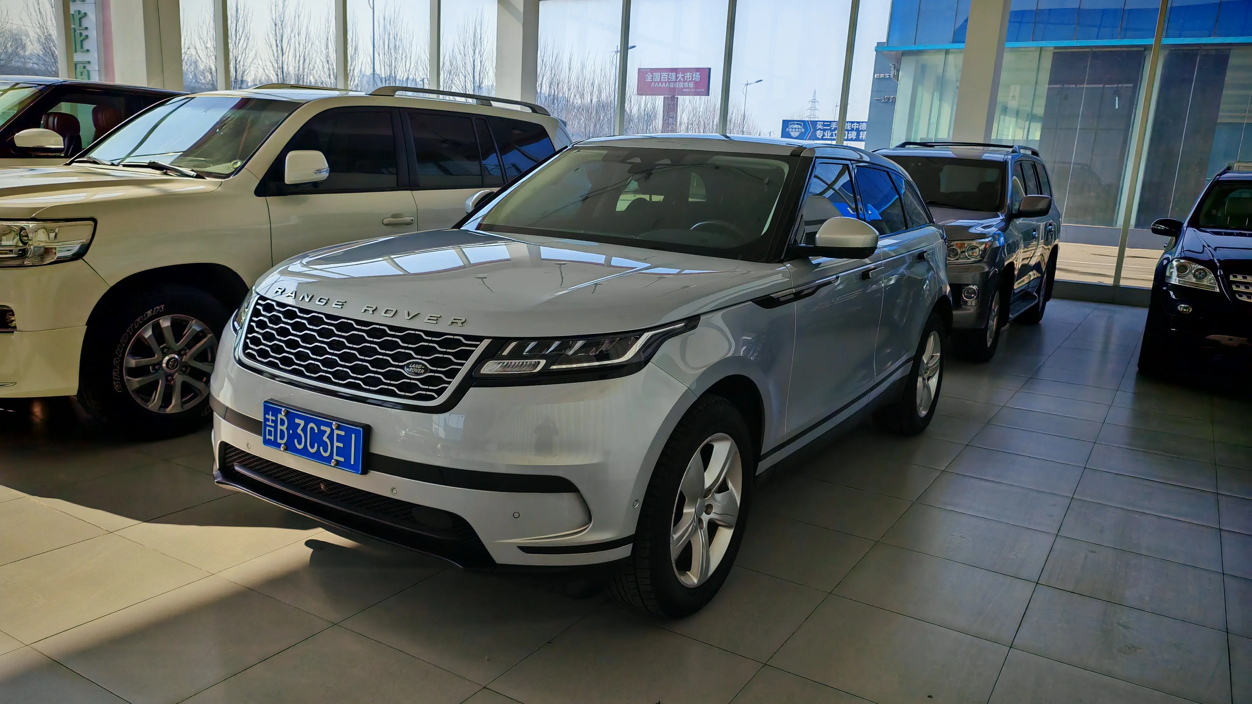 Land Rover Range Rover Velar