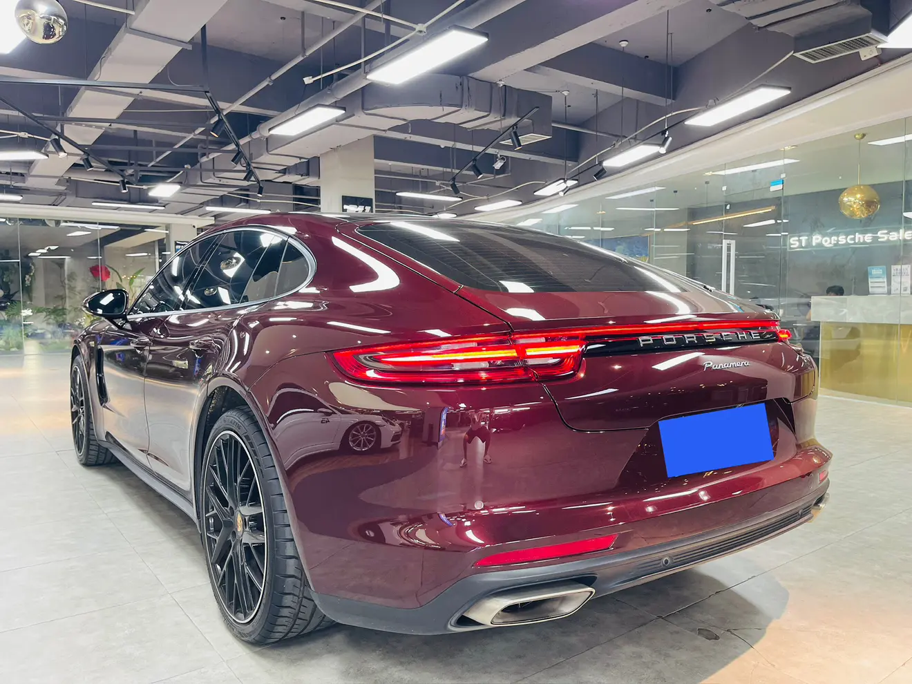 Porsche Panamera