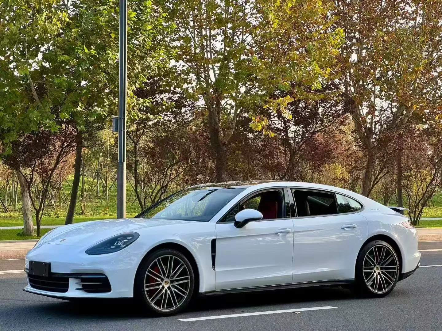 Porsche Panamera  из Китая