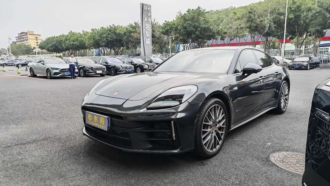 Porsche Panamera