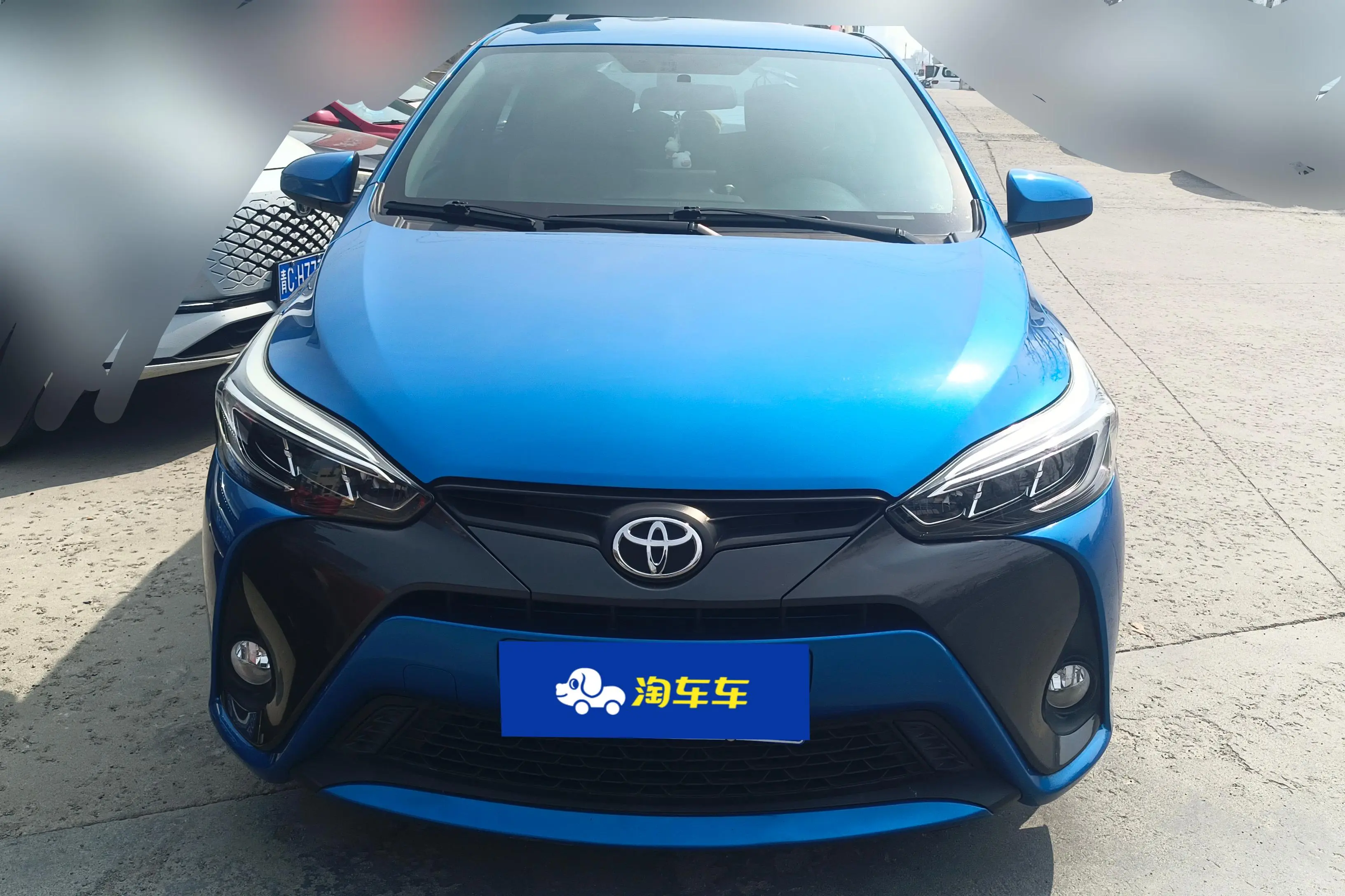Toyota Yaris L  из Китая