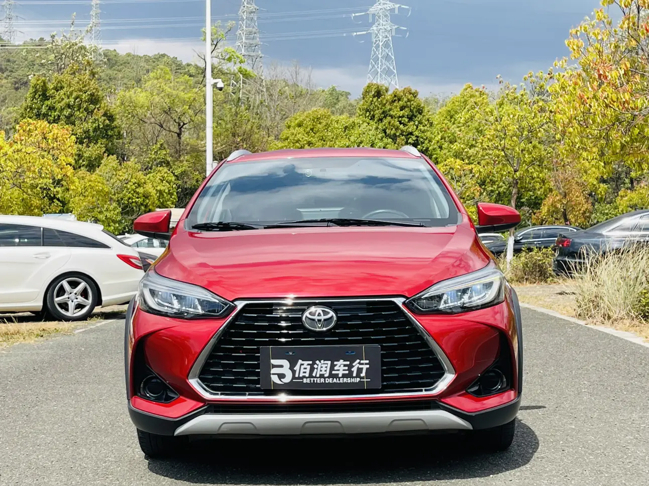 Toyota Yaris L  из Китая