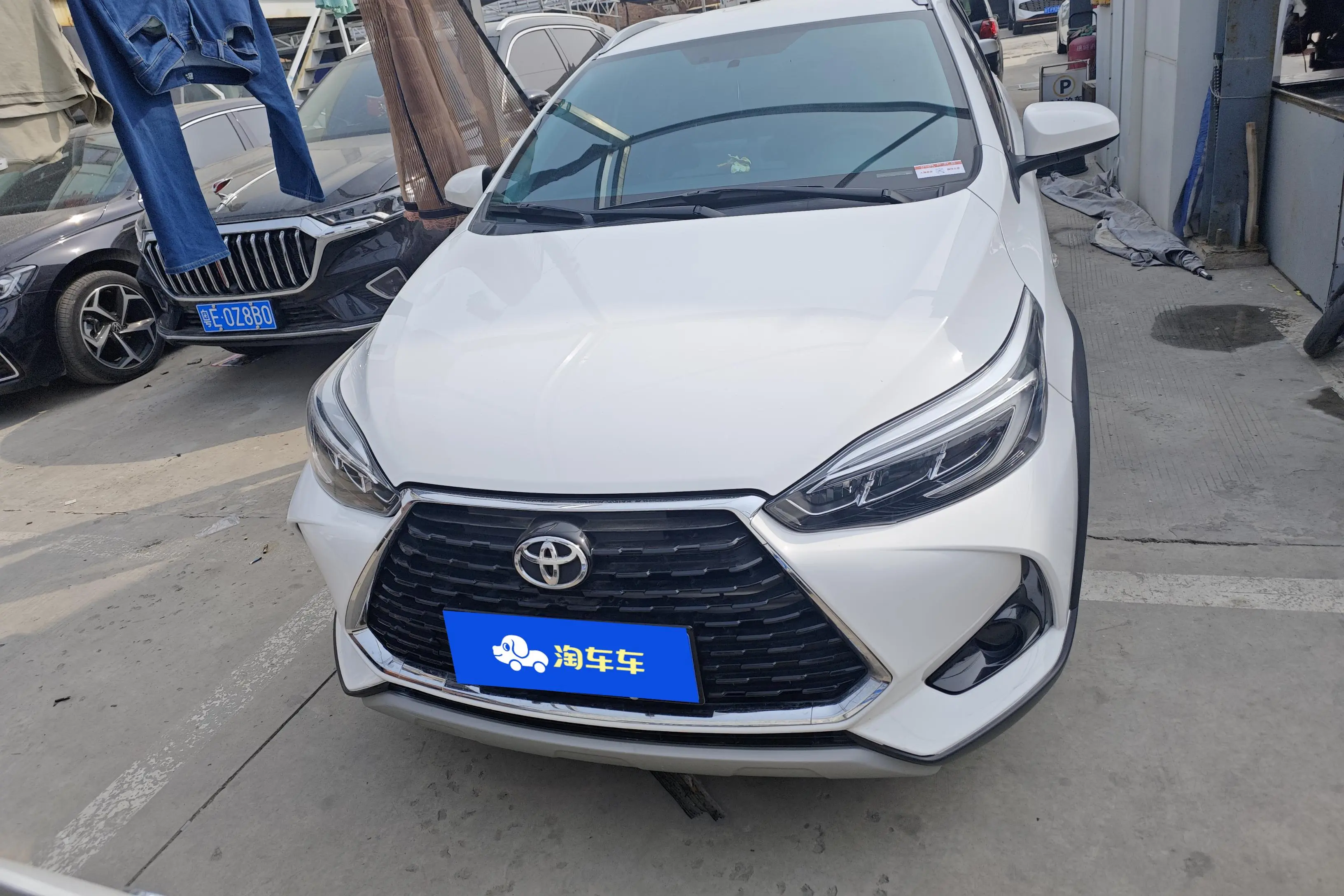 Toyota Yaris L  из Китая