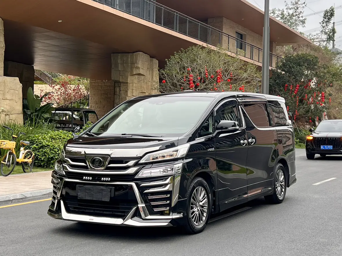 Toyota Crown Wellfire