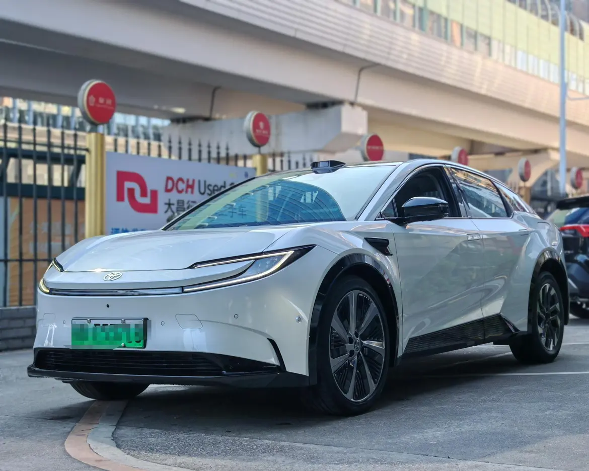 Toyota bZ5