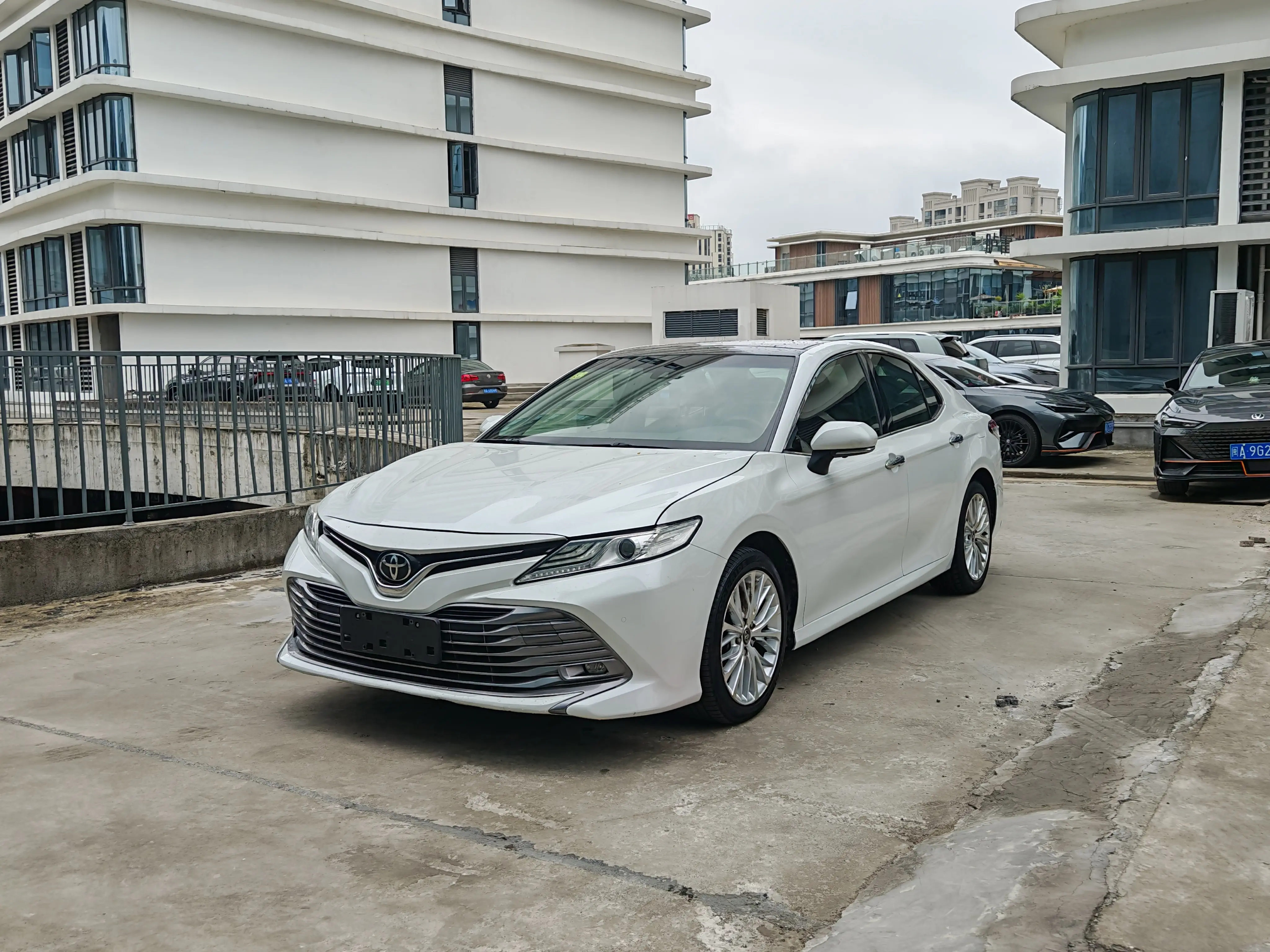 Toyota Camry  из Китая