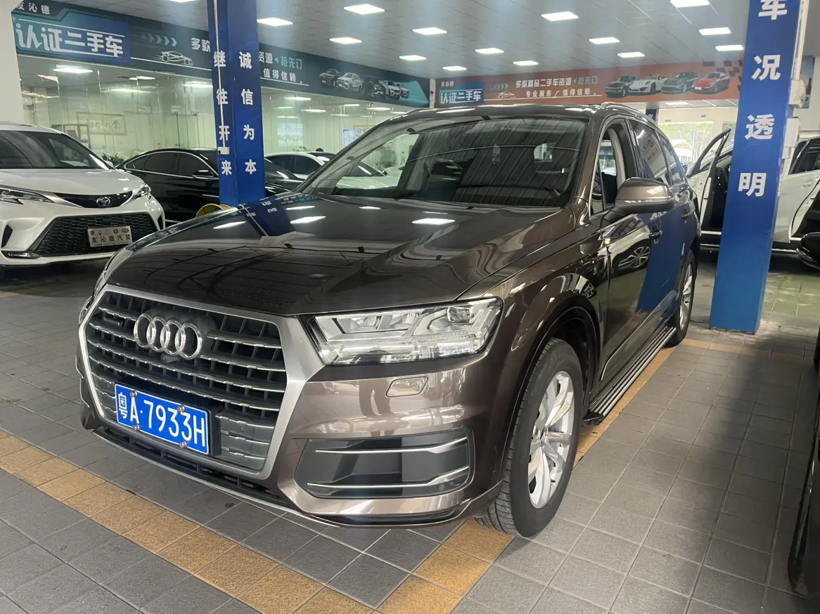 Audi Q7