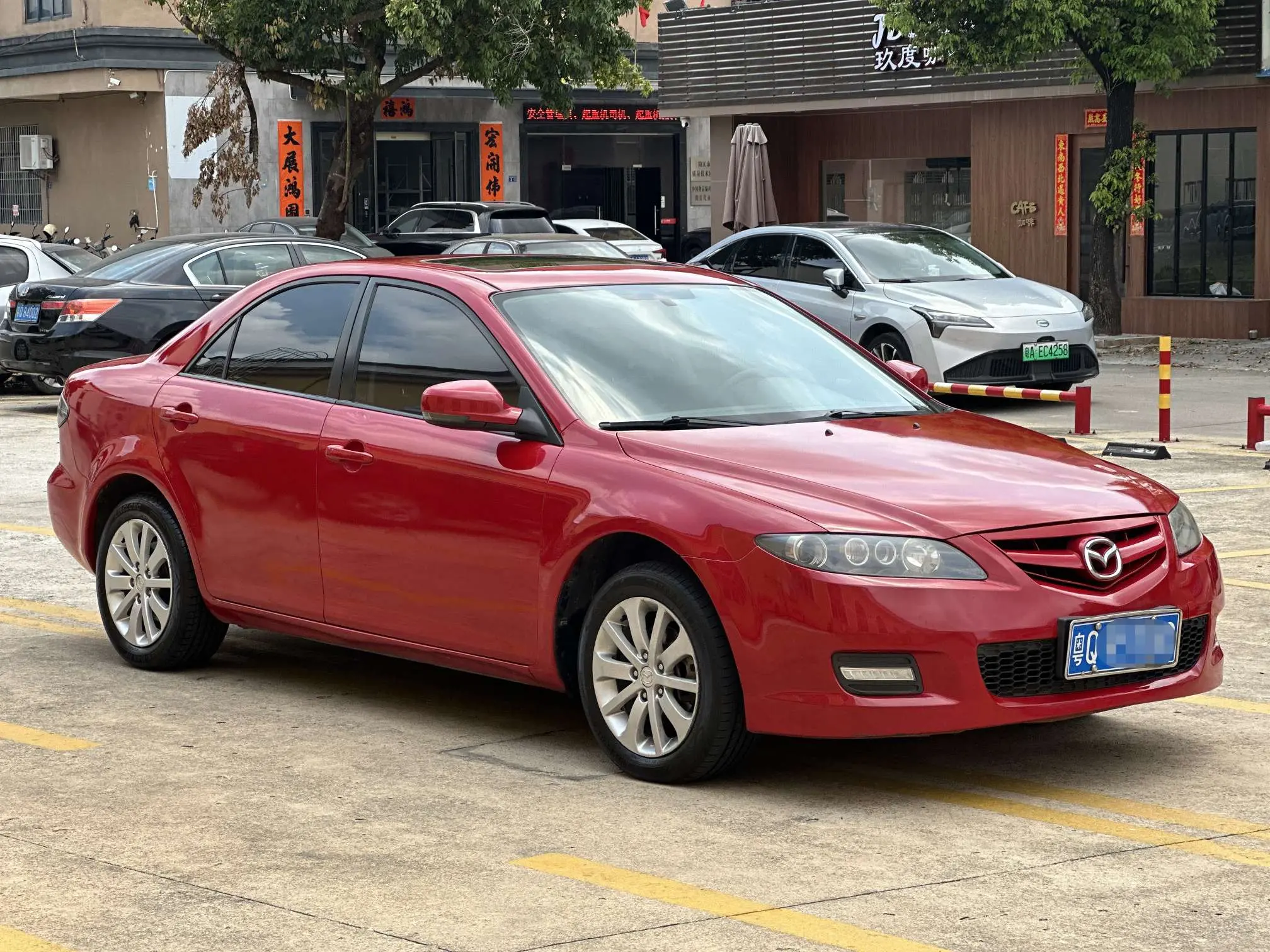 Mazda 6