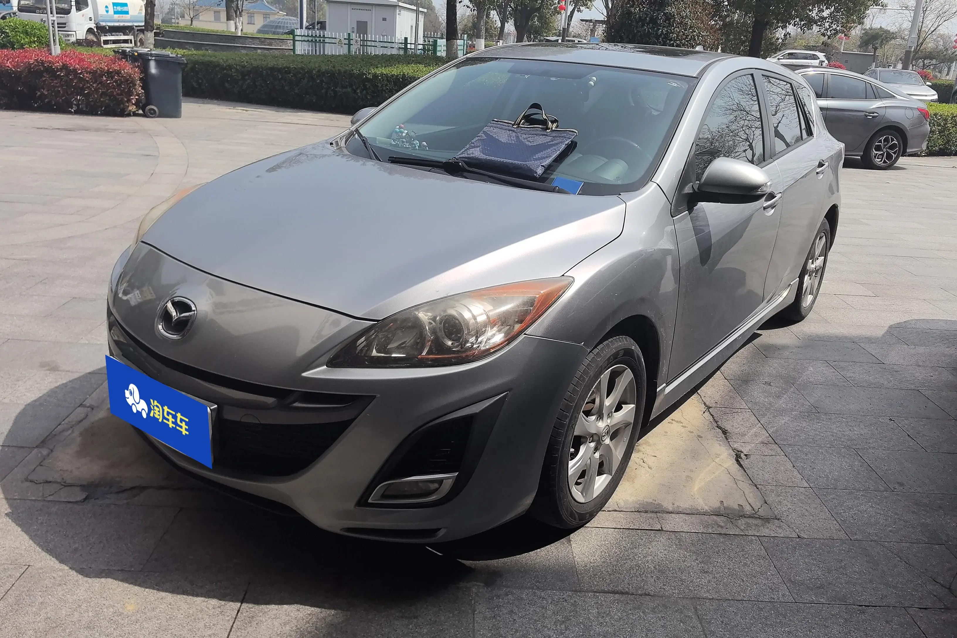 Mazda Axela (Mazda3)  из Китая
