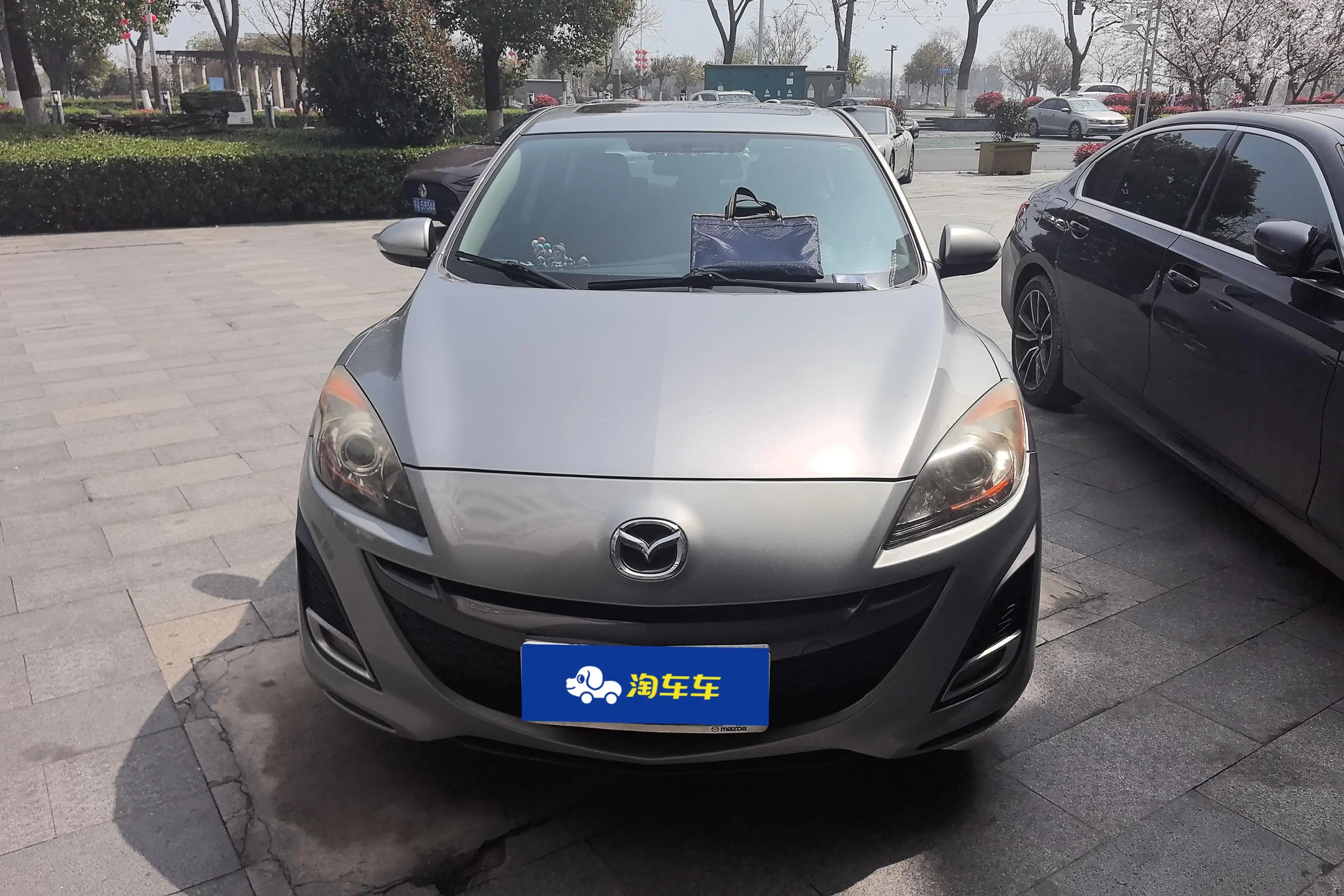 Mazda Axela (Mazda3)  из Китая