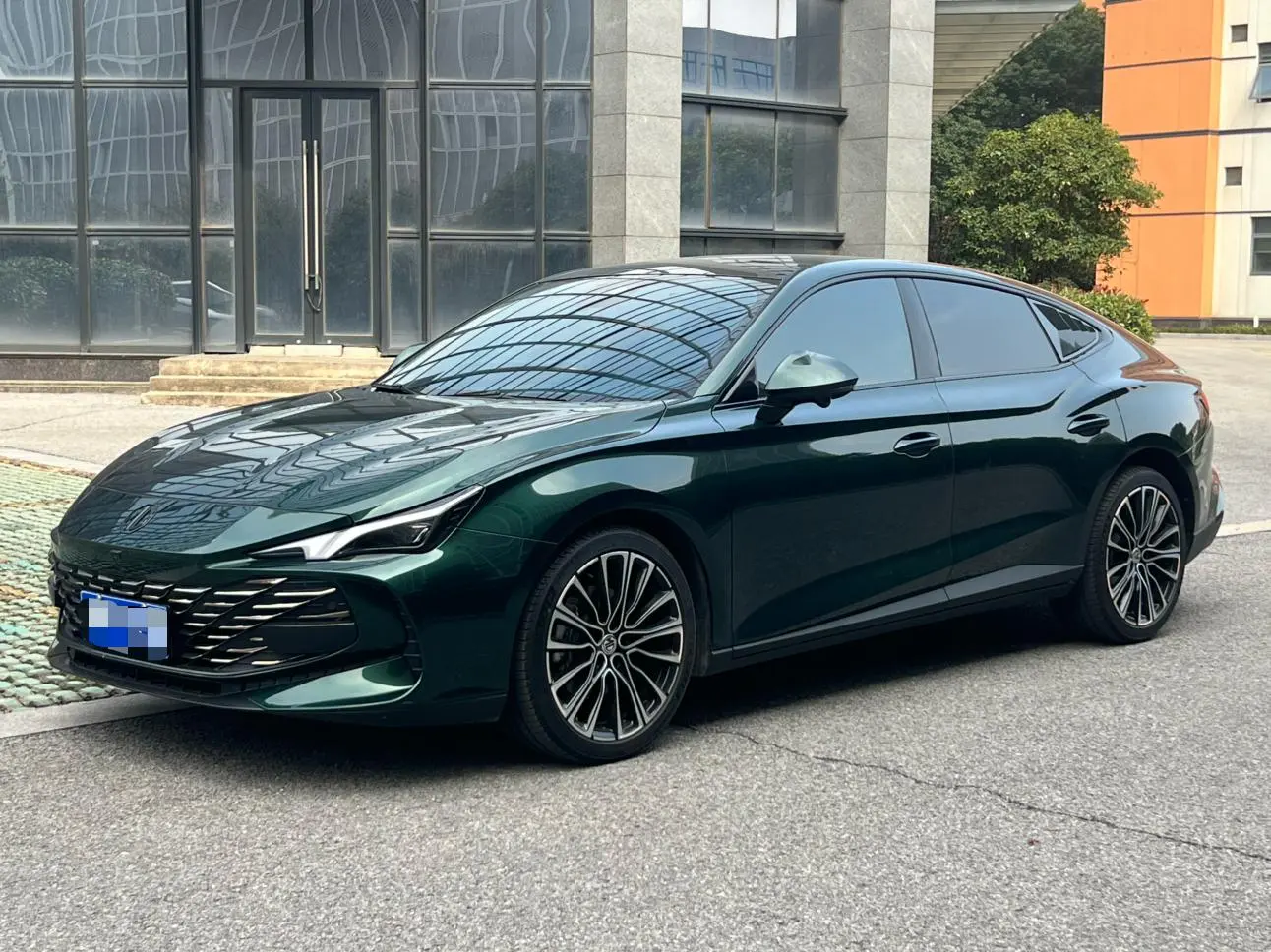 MG 7  из Китая