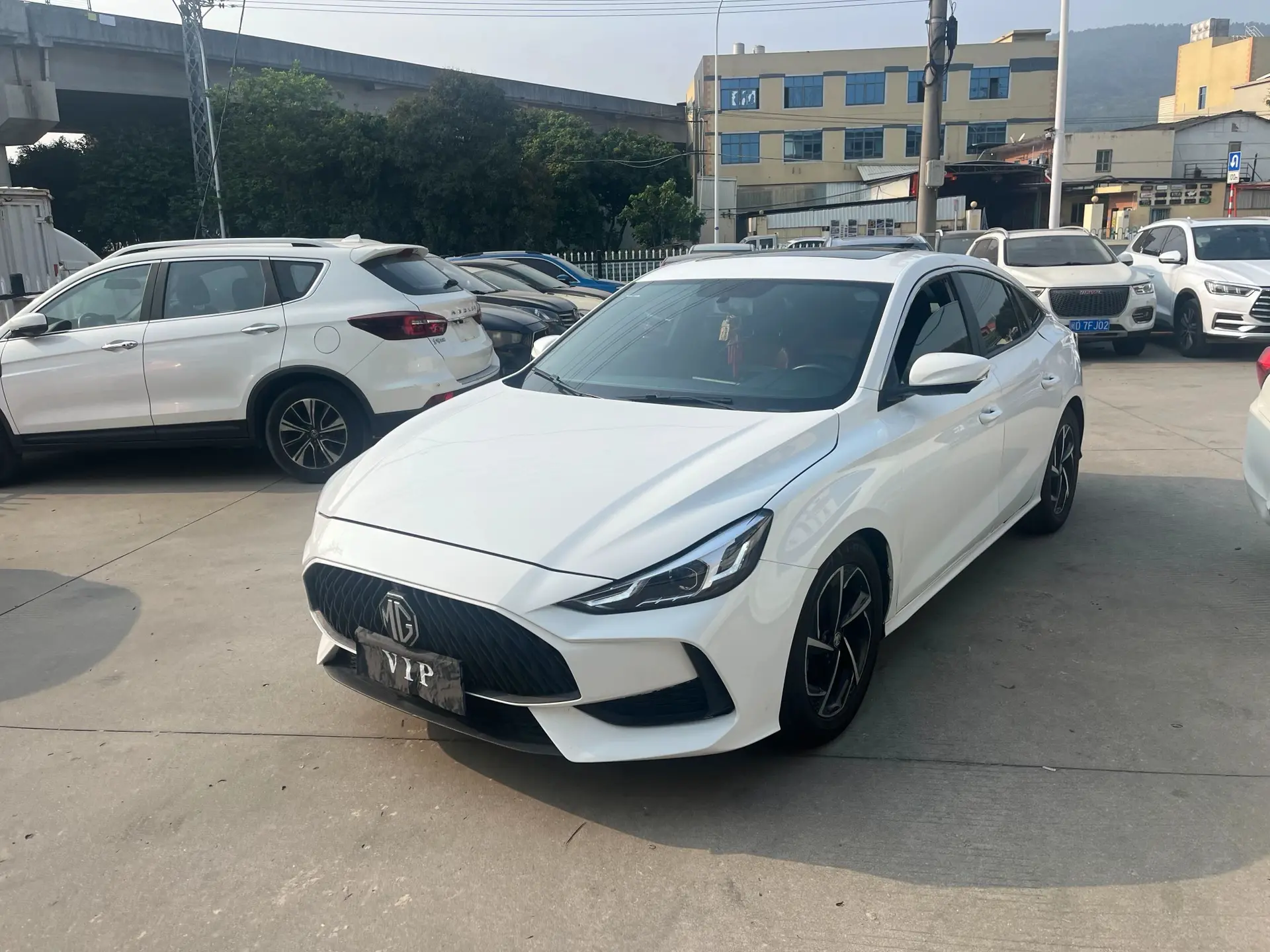 MG 5