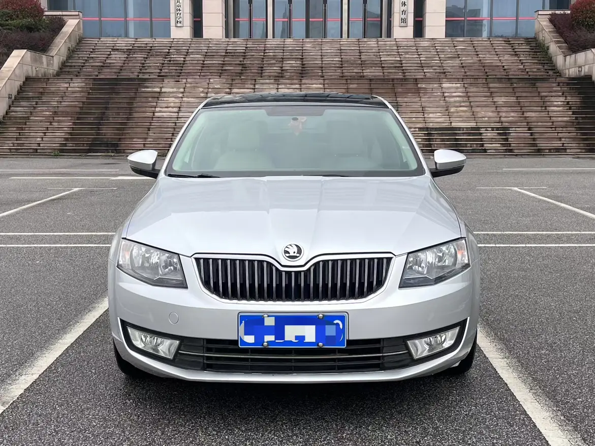 Skoda Octavia  из Китая