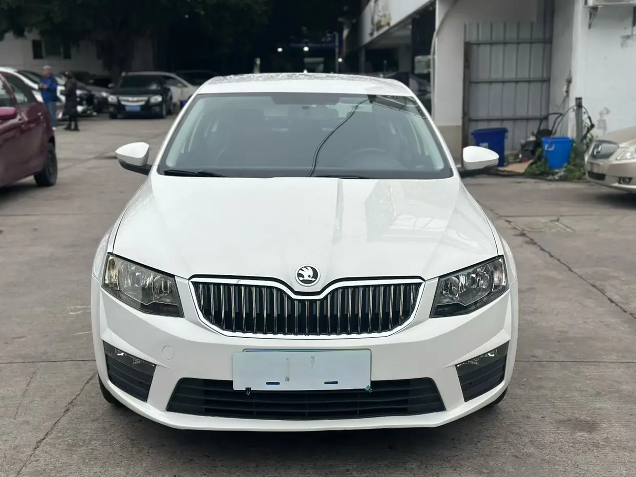 Skoda Octavia  из Китая