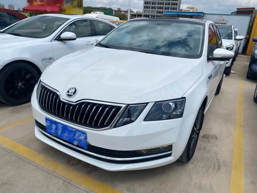 Skoda Octavia  из Китая