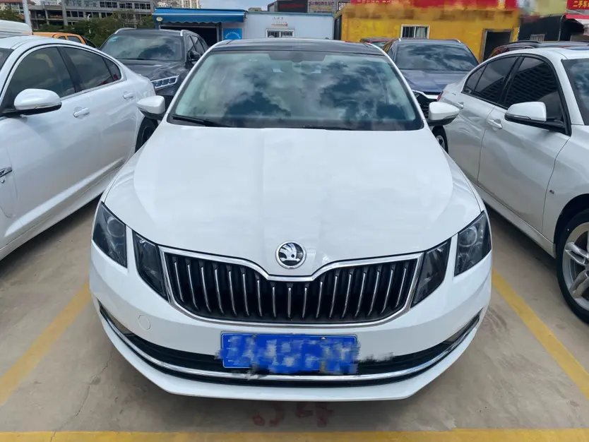 Skoda Octavia  из Китая